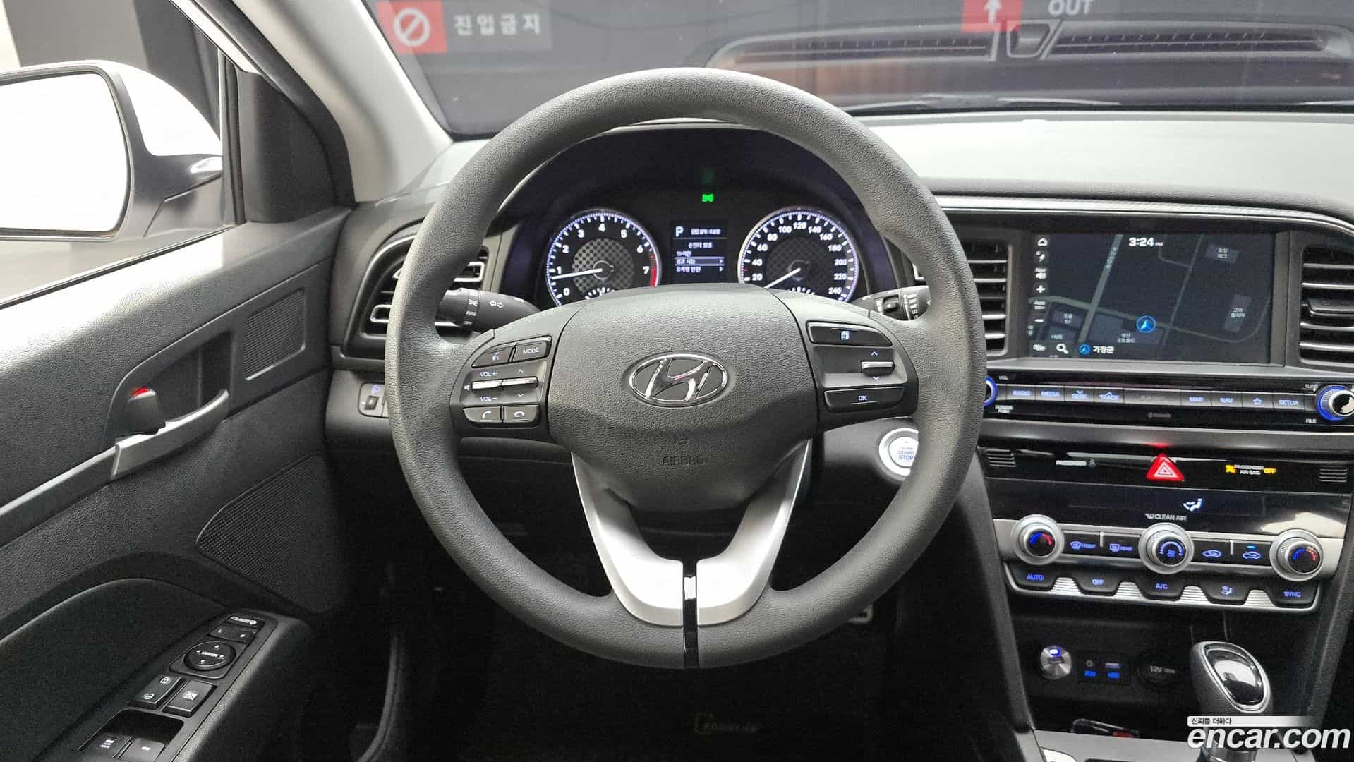 AVANTE Hyundai 2019.11-OPTION-017