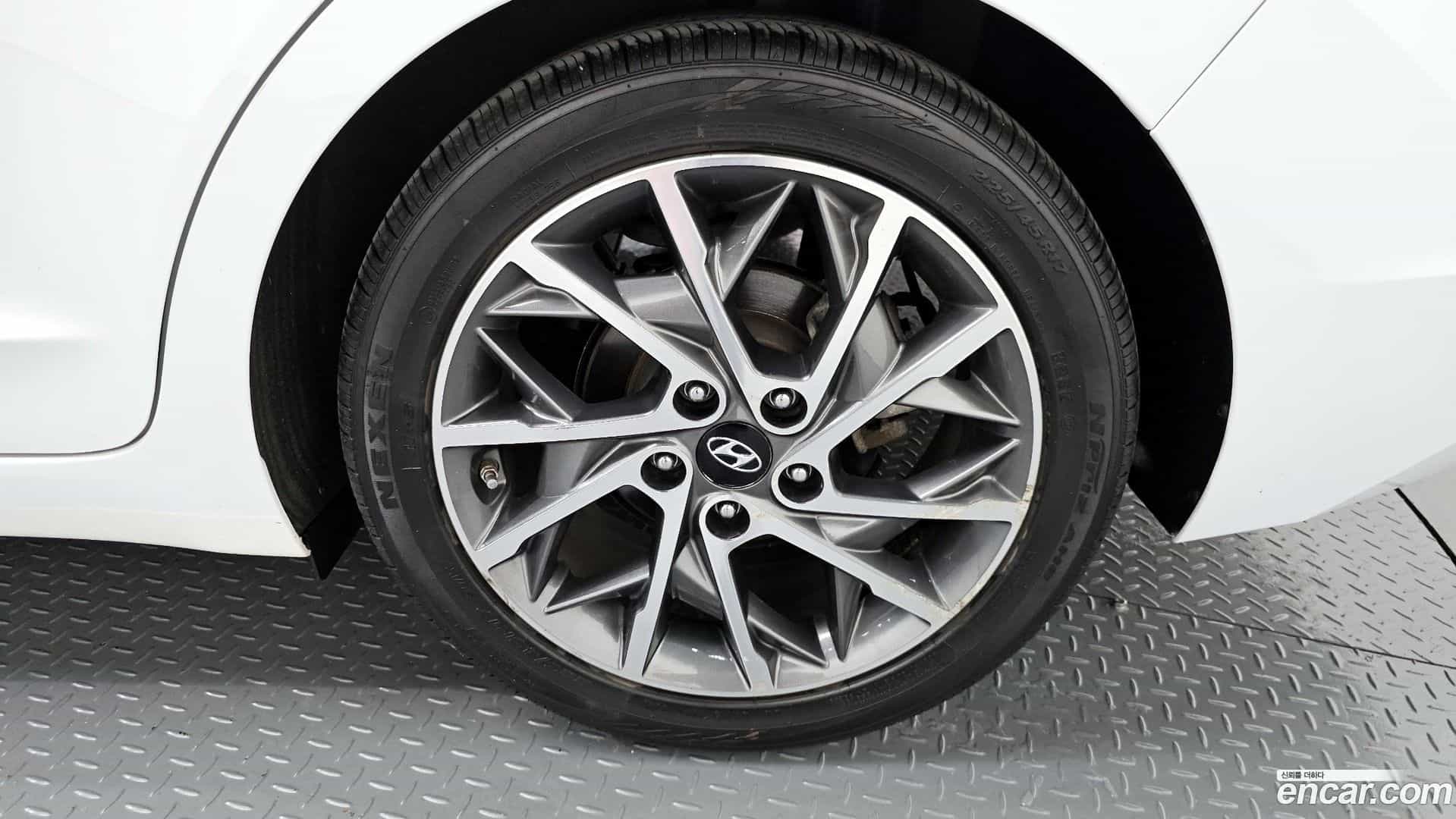 AVANTE Hyundai 2019.11-OUTER-031