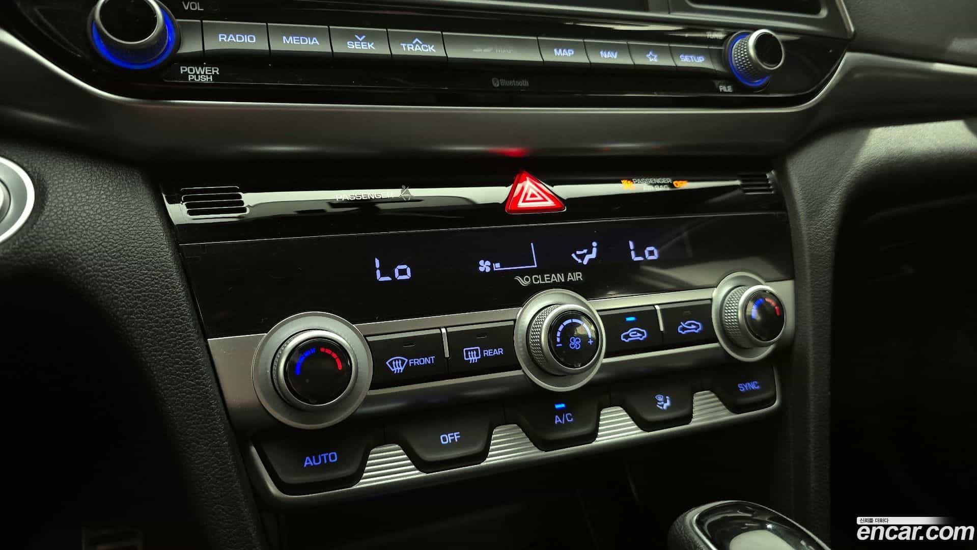 AVANTE Hyundai 2019.11-OPTION-042