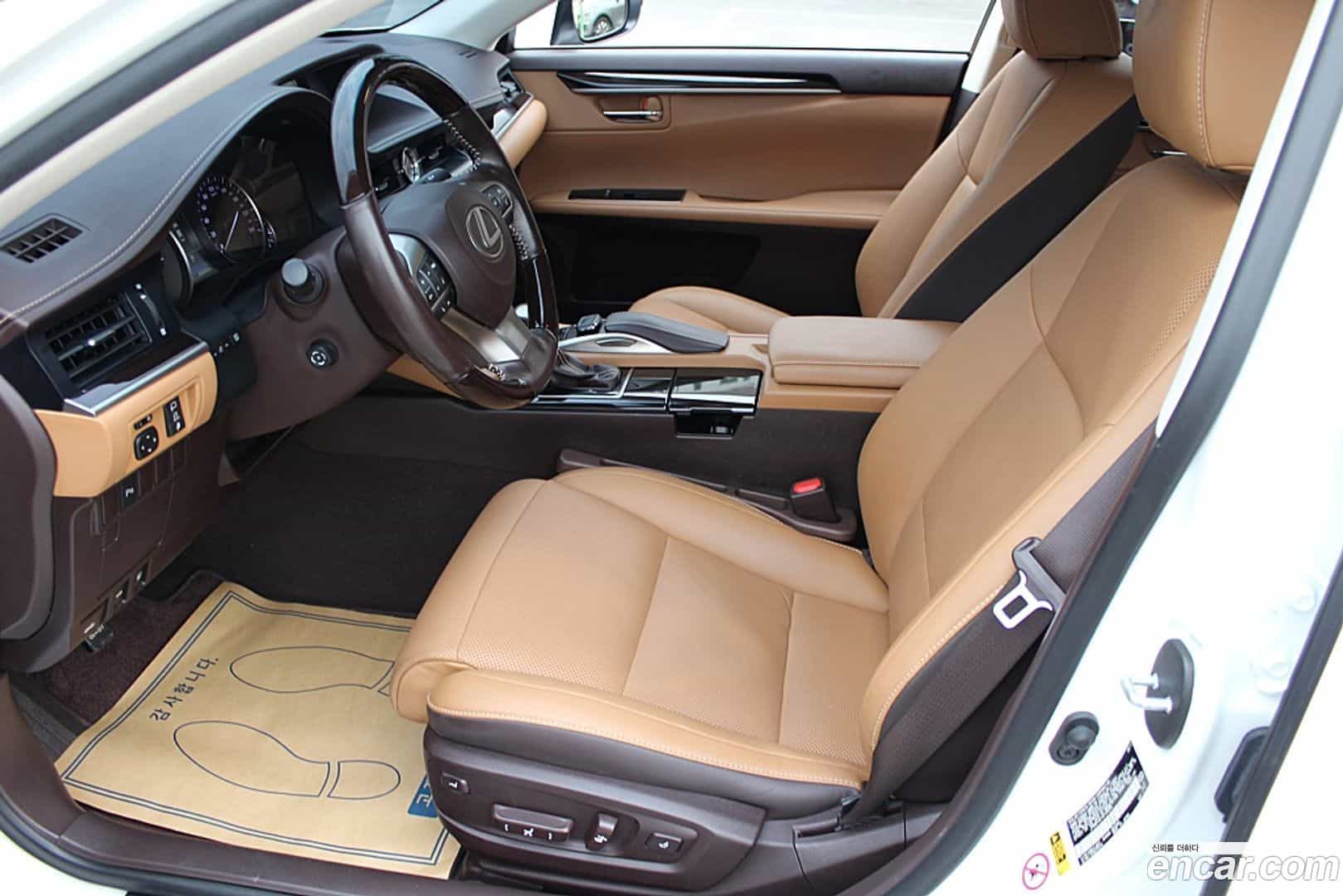 ES Lexus 2017.8-INNER-009