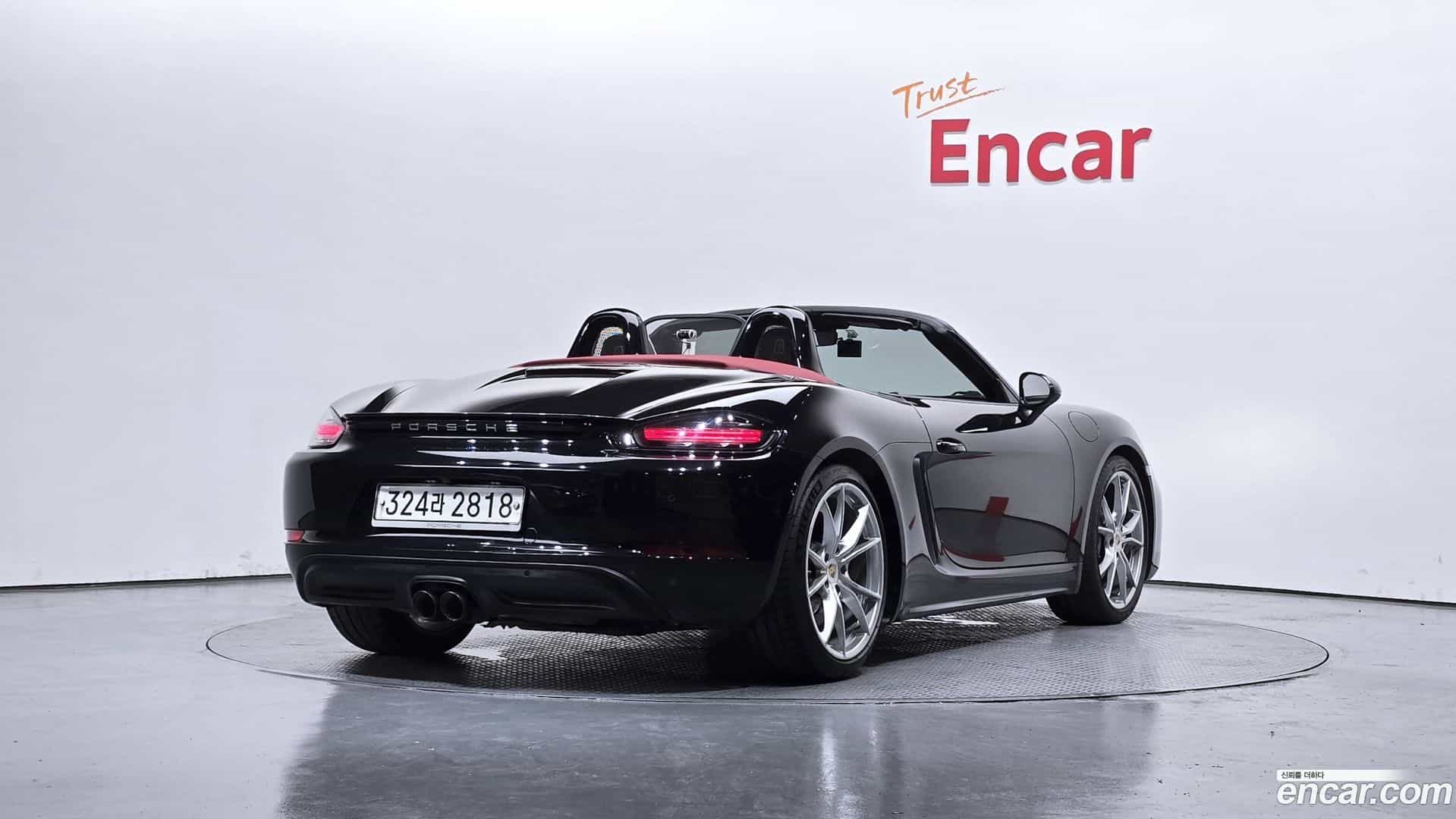 718 Porsche 2019.11-OUTER-002
