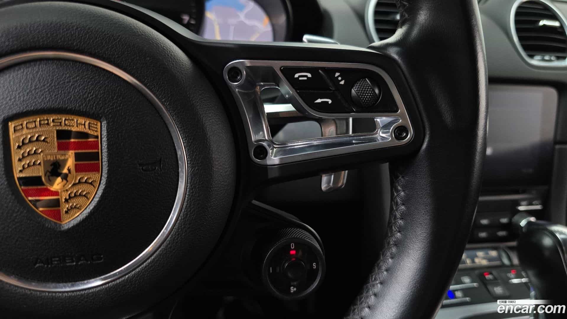 718 Porsche 2019.11-OPTION-021