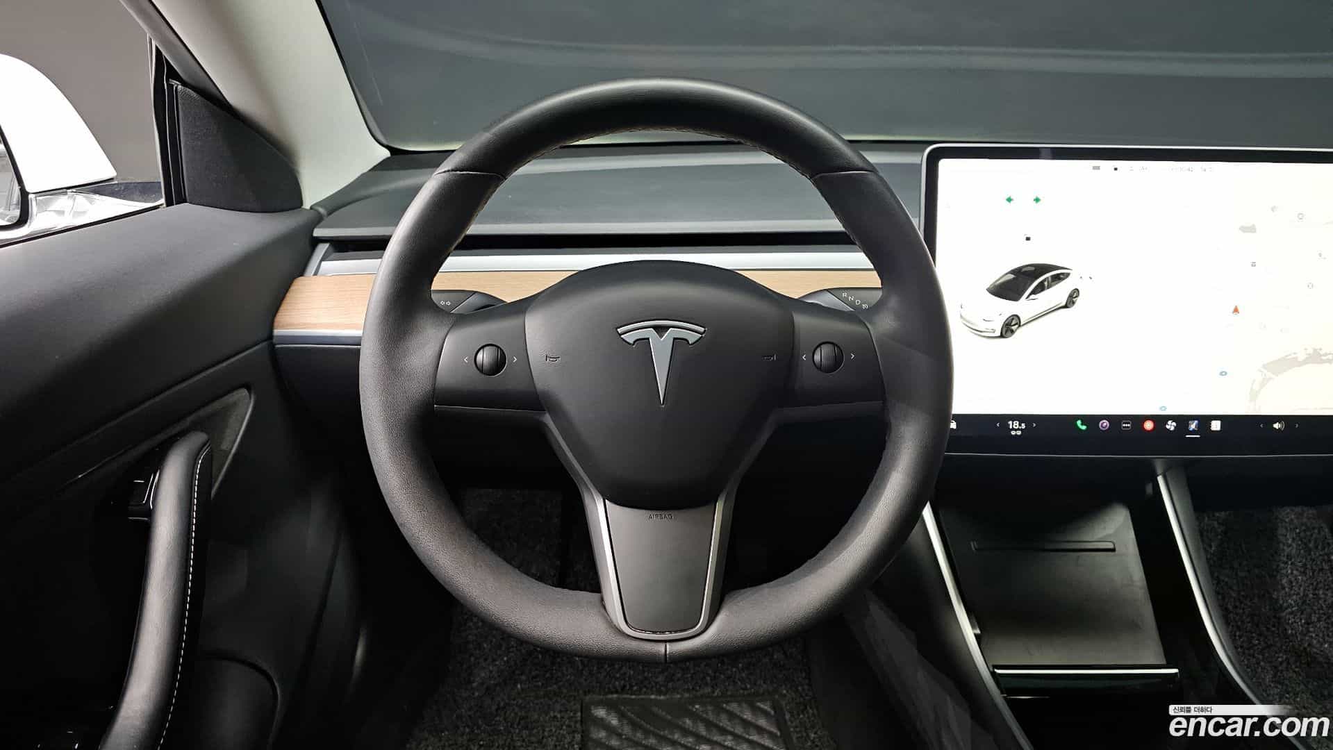 Model 3 Tesla 2020.5-OPTION-017