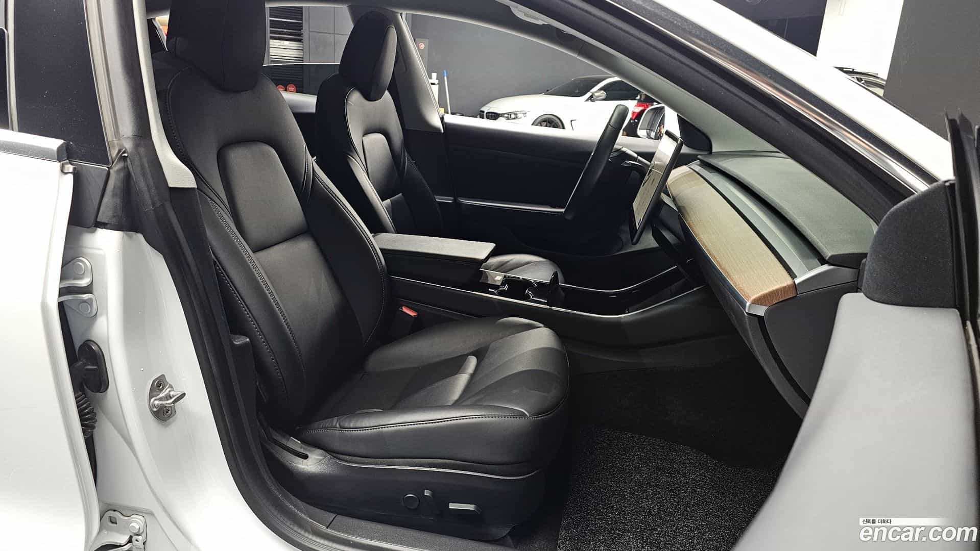 Model 3 Tesla 2020.5-INNER-036