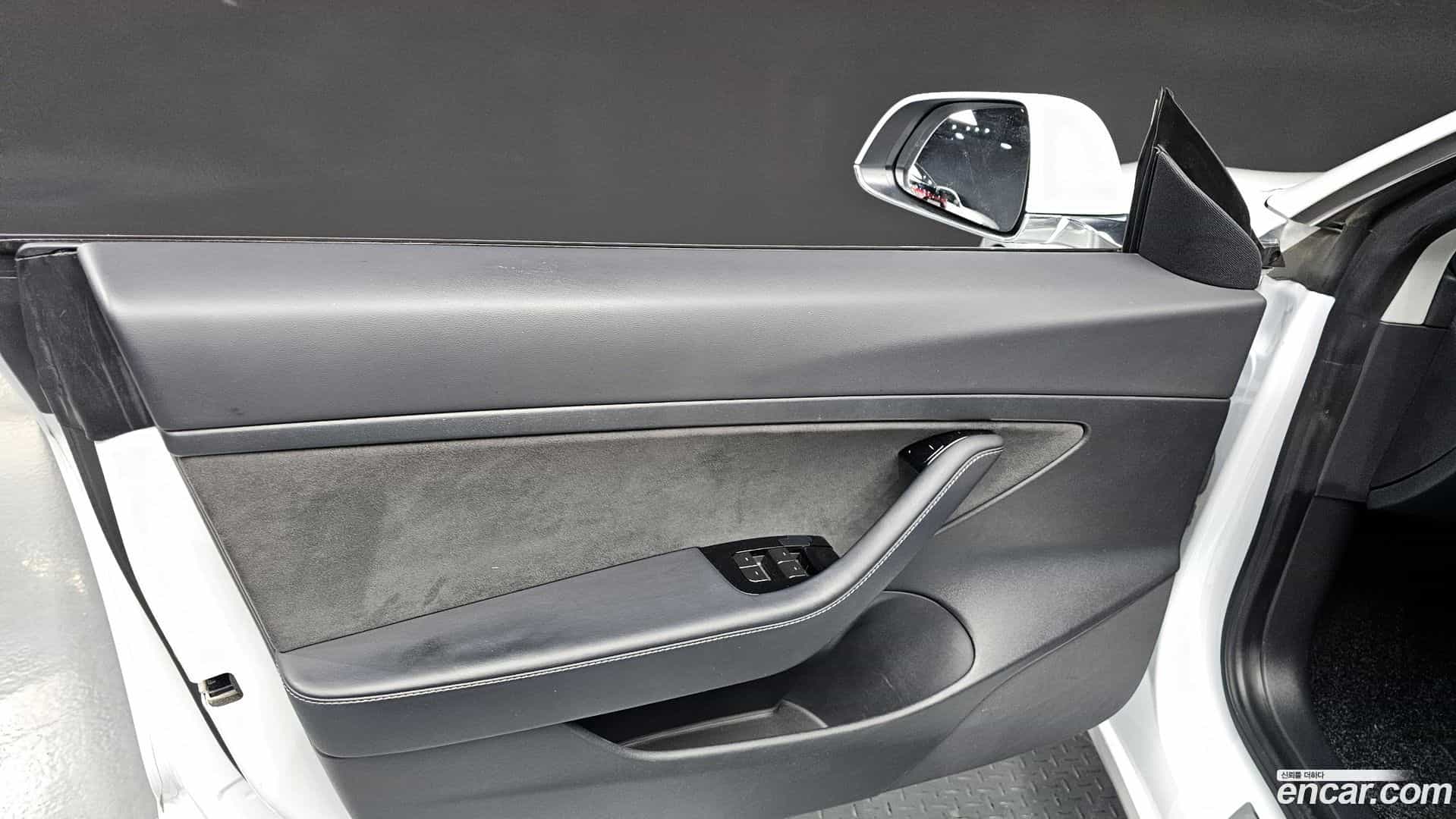 Model 3 Tesla 2020.5-OPTION-042