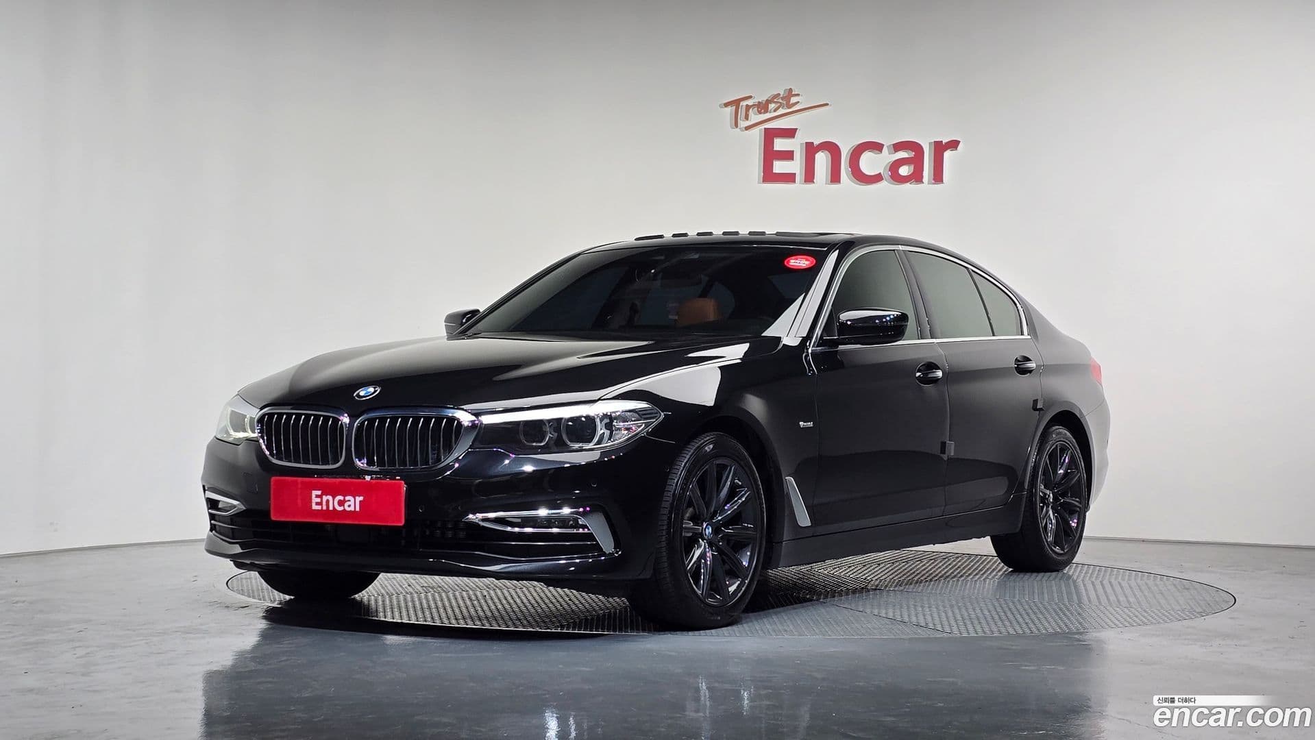 Main__Slider__Photo:5-Series BMW 2018.7-0