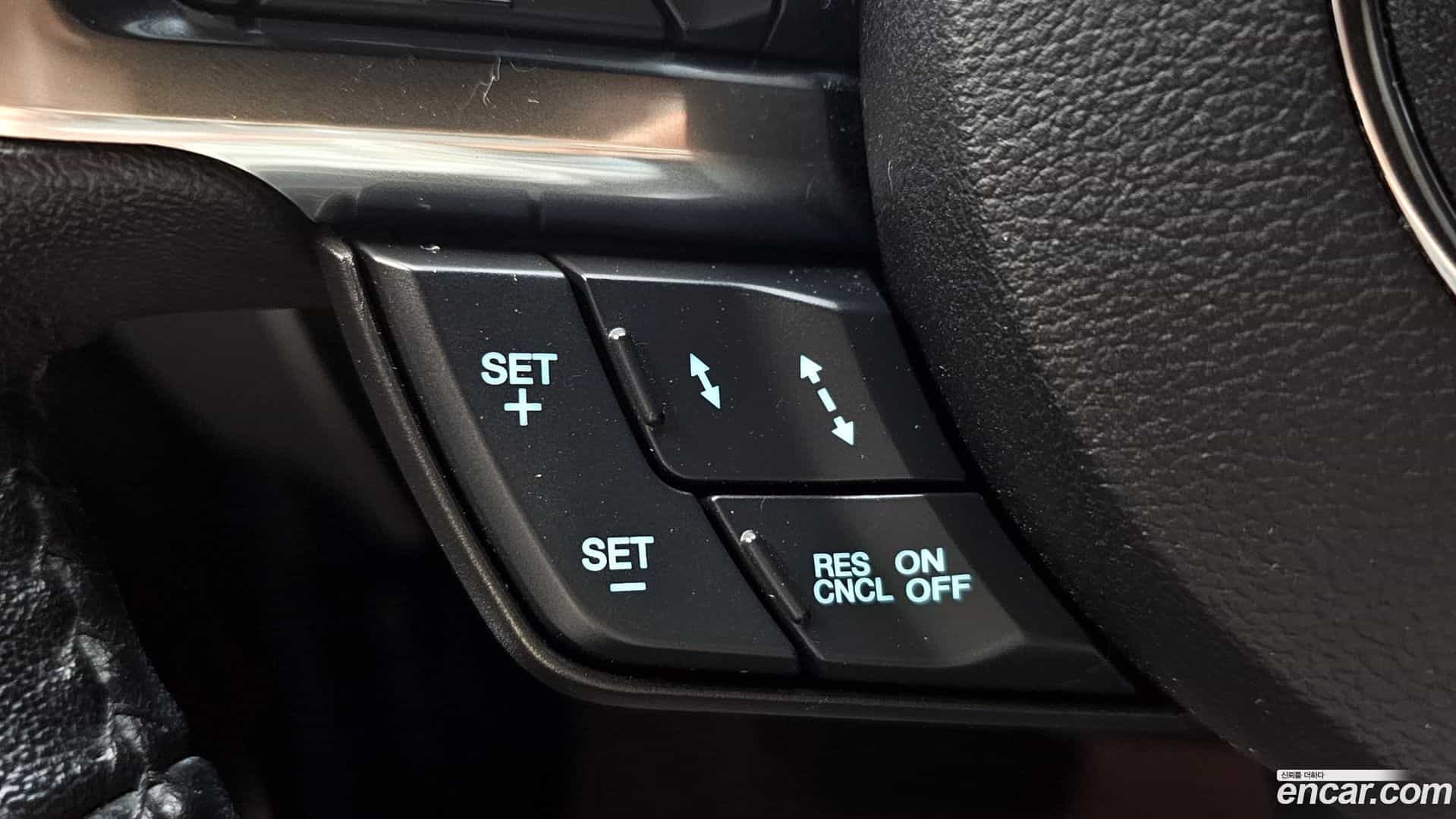 Mustang Ford 2017.11-OPTION-020