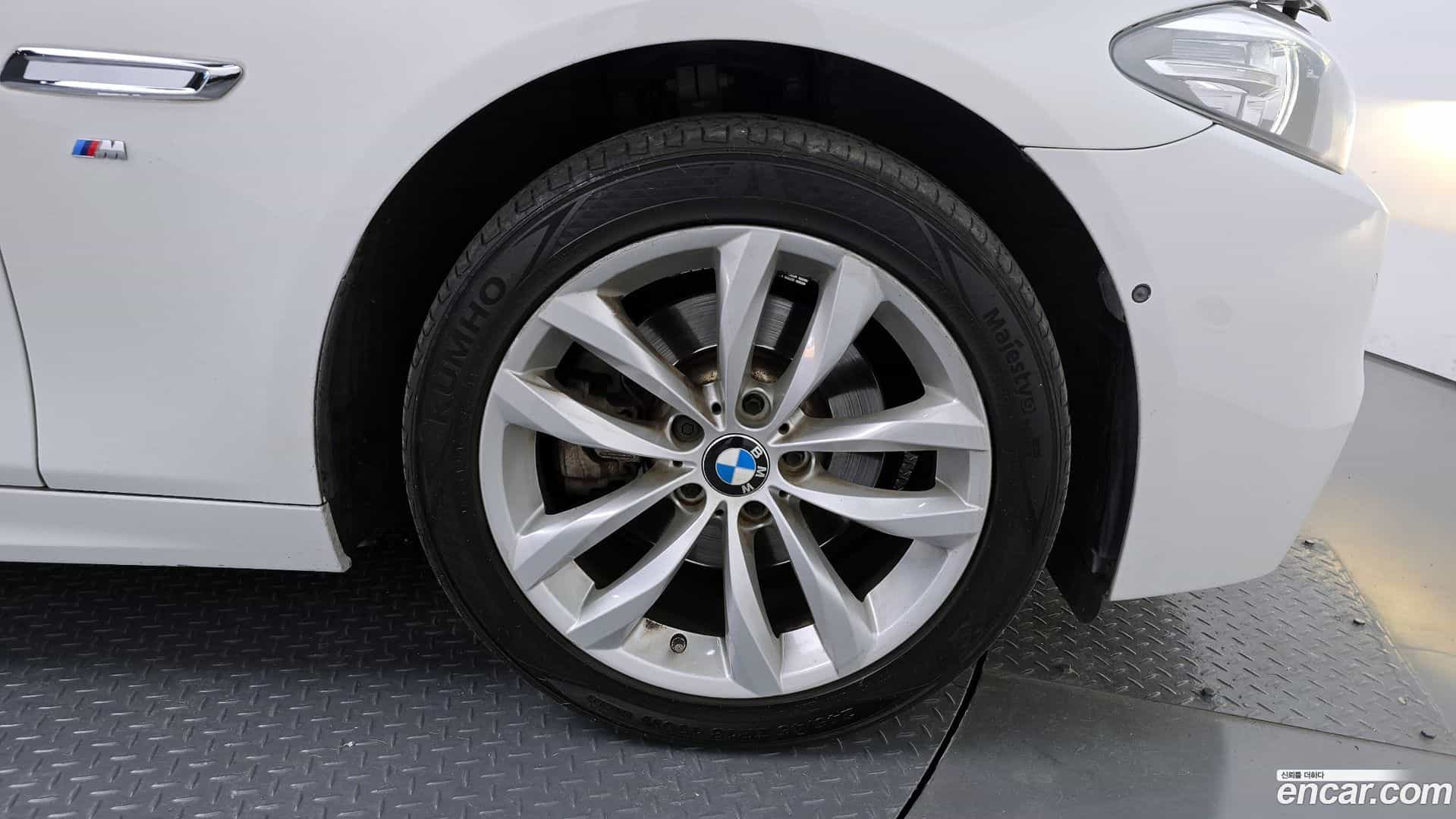 5-Series BMW 2016.5-OPTION-040