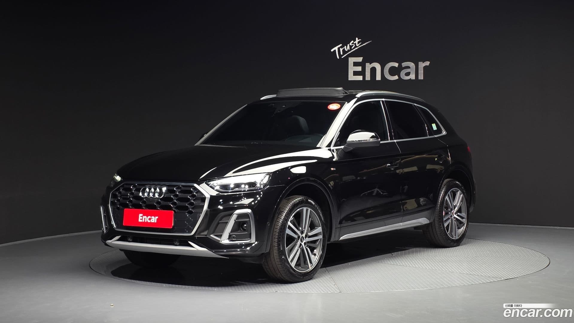 Main__Slider__Photo:Q5 Audi 2021.6-0