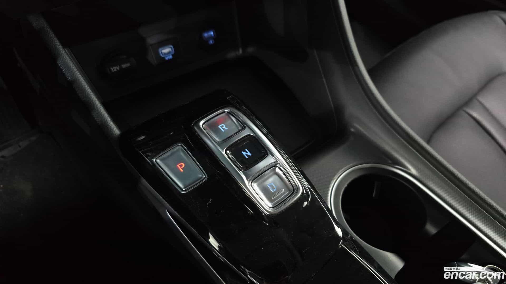 Sonata Hyundai 2022.2-INNER-009