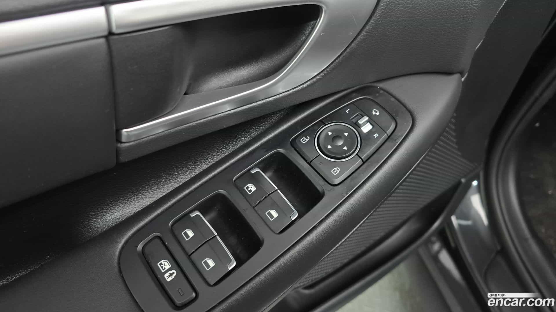 Sonata Hyundai 2022.2-OPTION-040
