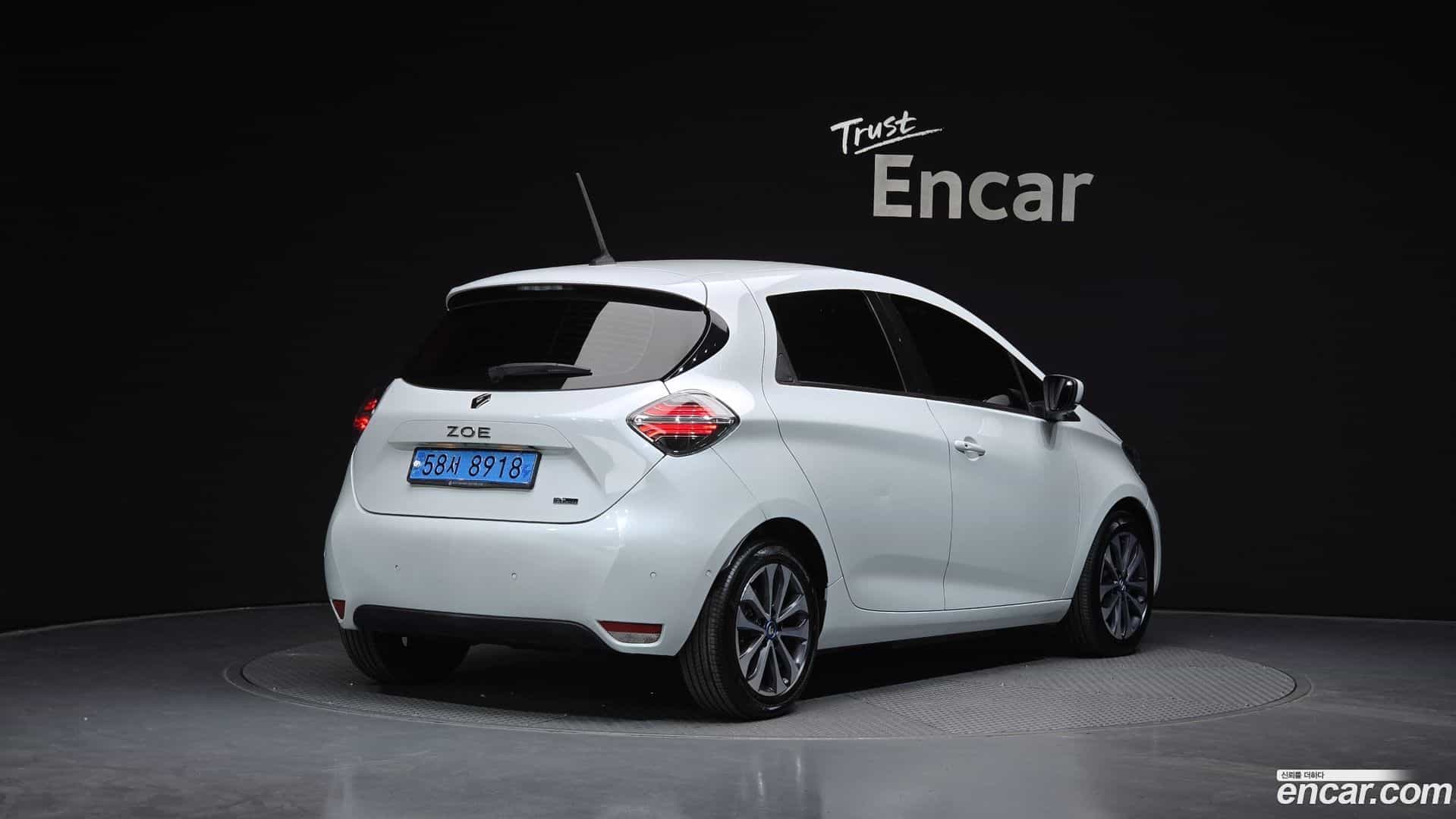 Zoe Renault Korea 2021.3-OUTER-002