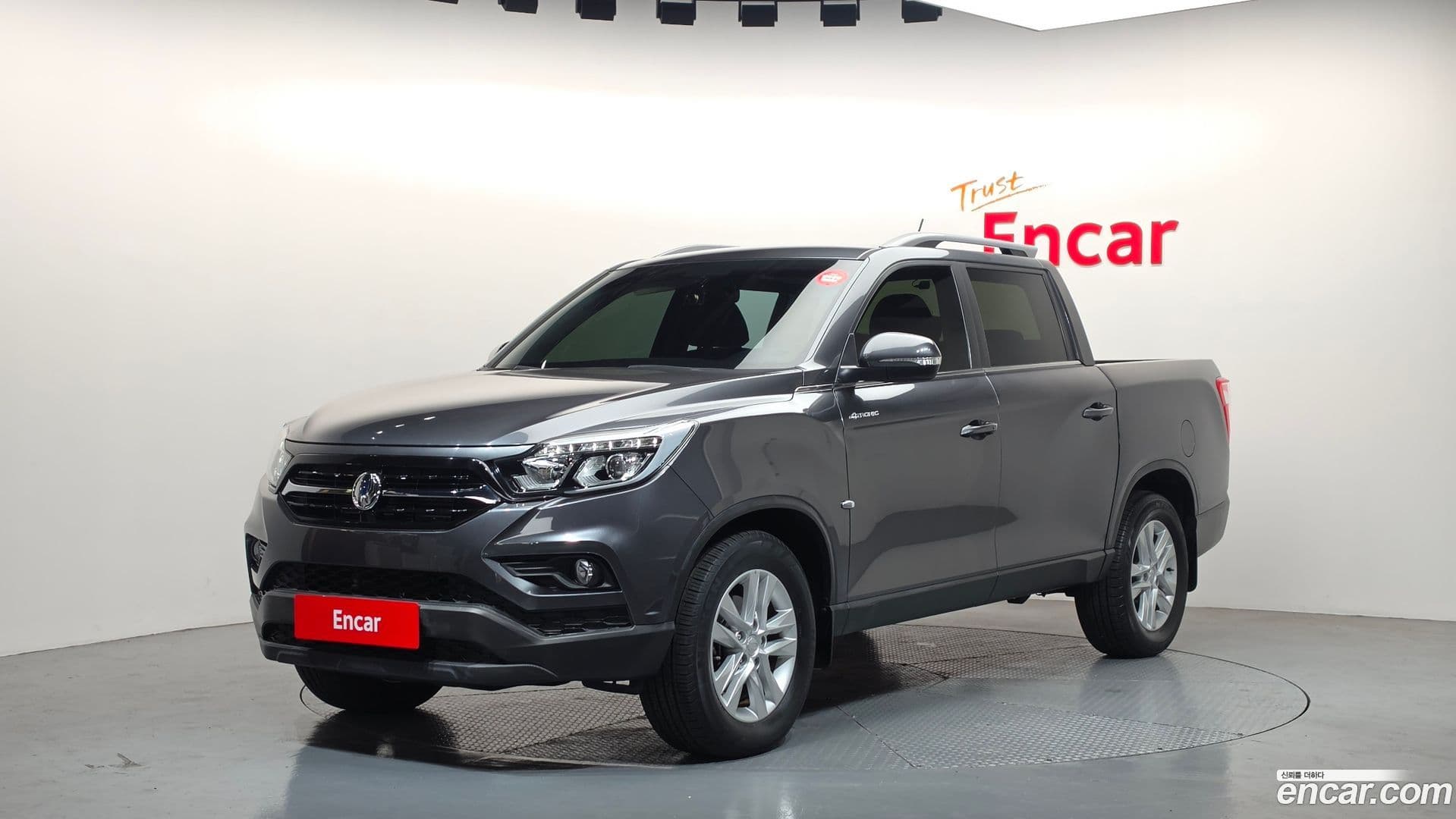 Main__Slider__Photo:Rexton KG Mobility 2019.1-0