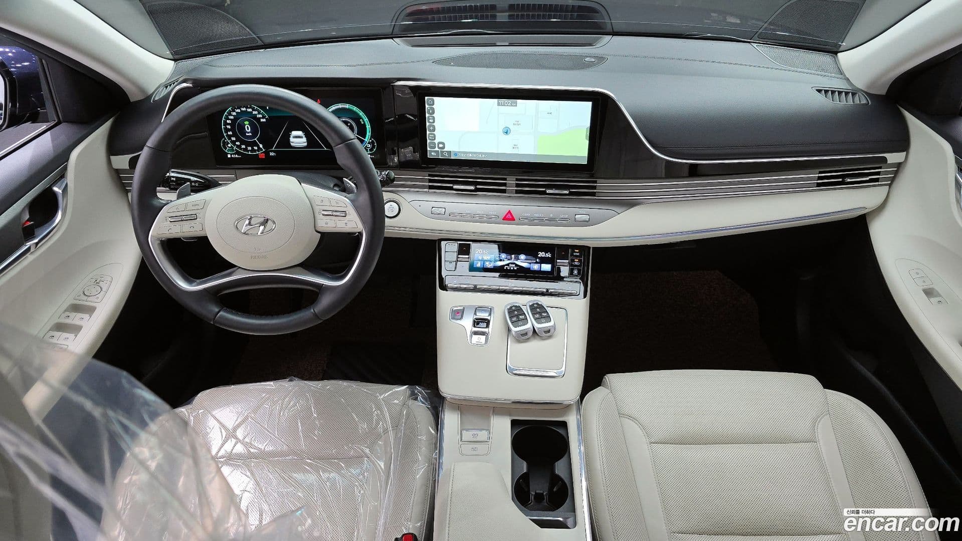 Main__Slider__Photo:Grandeur Hyundai 2021.9-6