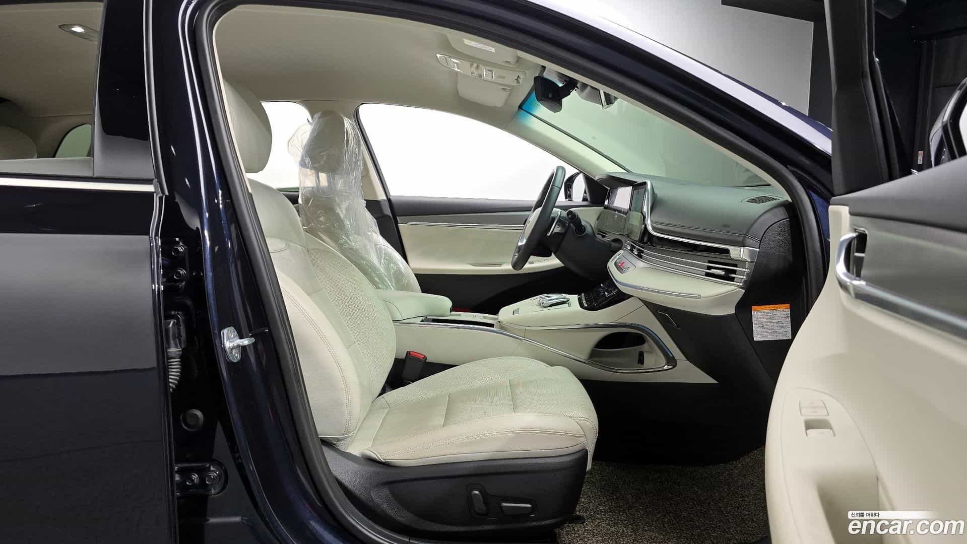 Grandeur Hyundai 2021.9-INNER-036