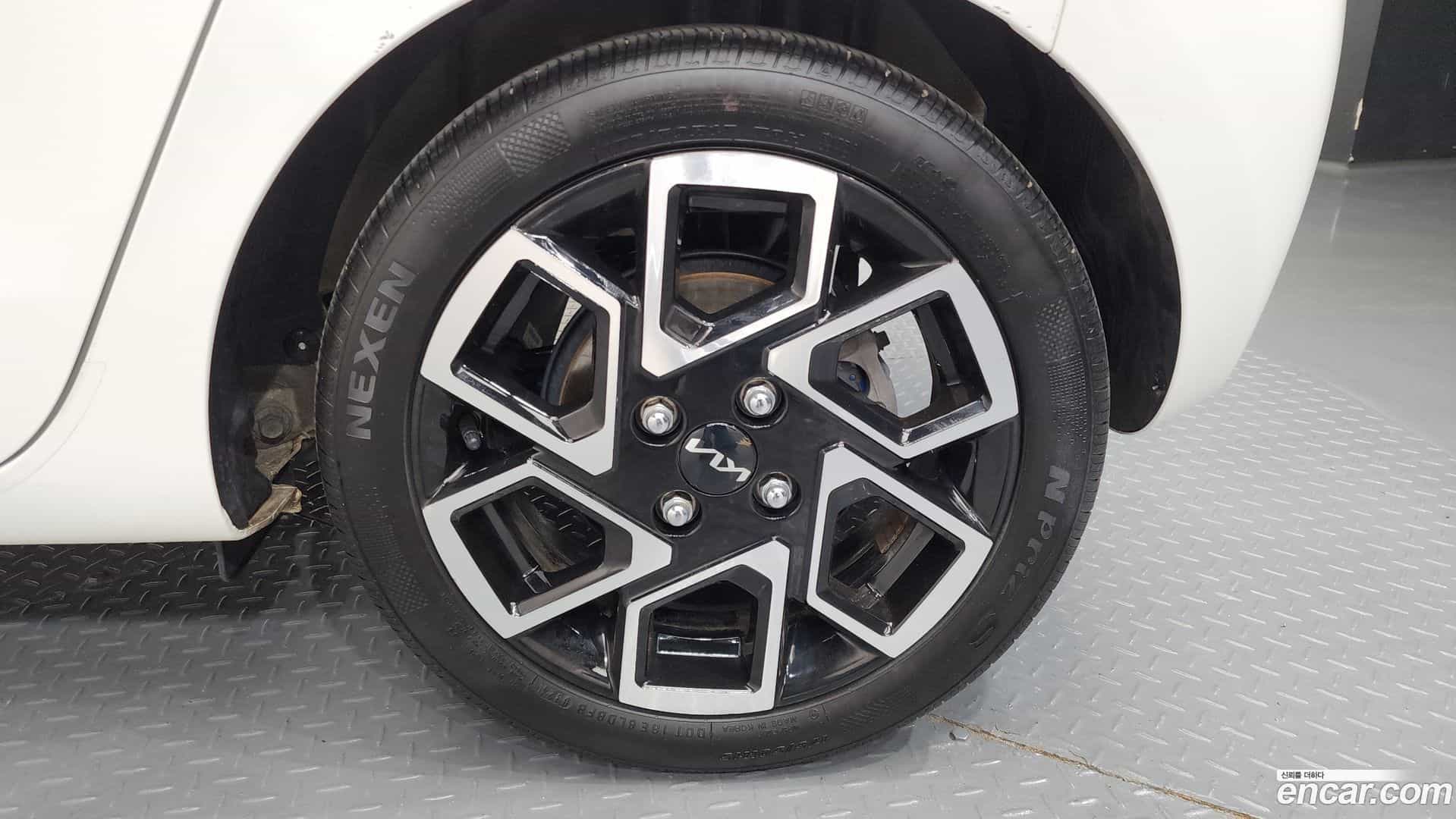 RAY Kia 2024.1-OUTER-031