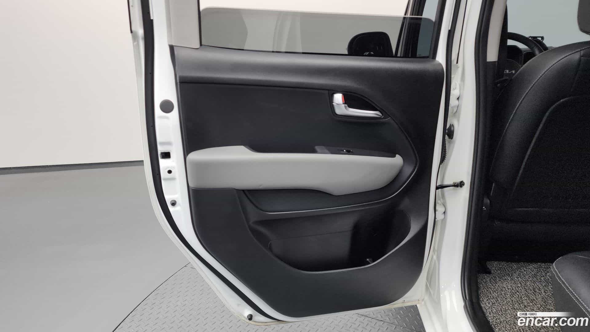 RAY Kia 2024.1-INNER-035