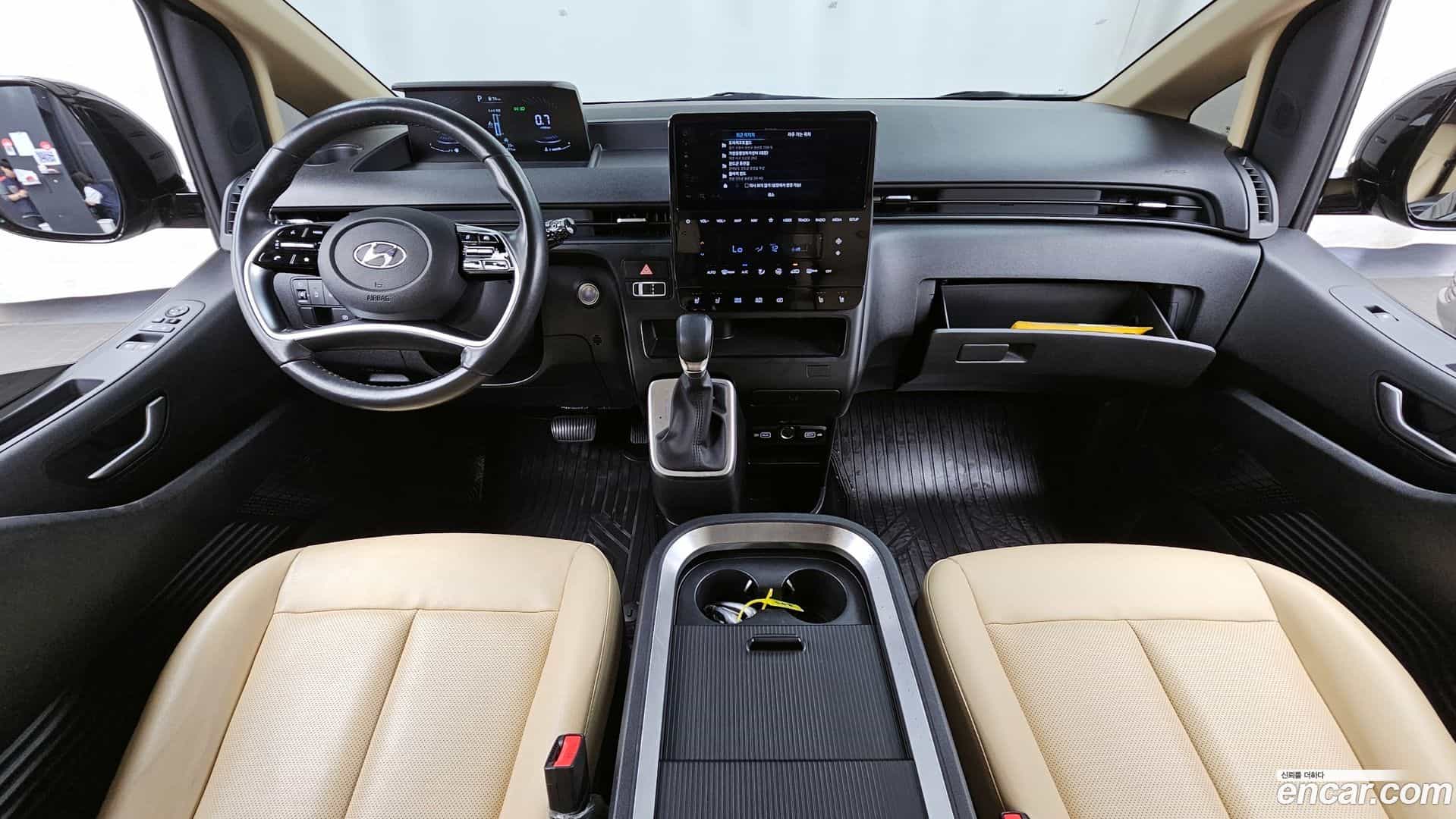 Staria Hyundai 2022.0-INNER-007