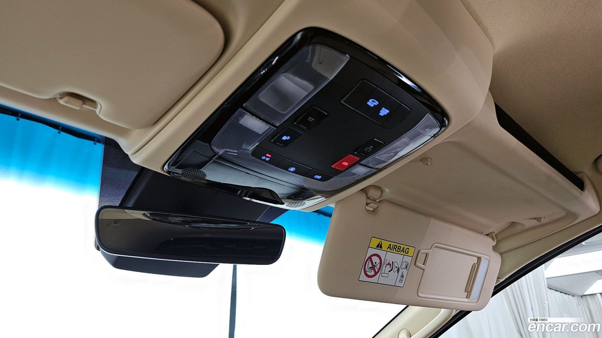 Main__Slider__Photo:Staria Hyundai 2022.0-16