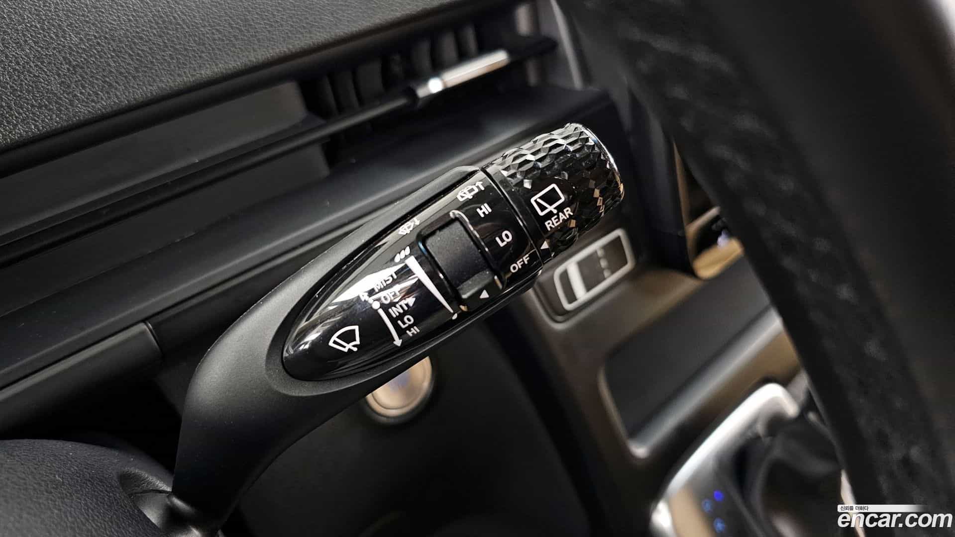 Staria Hyundai 2022.0-OPTION-023