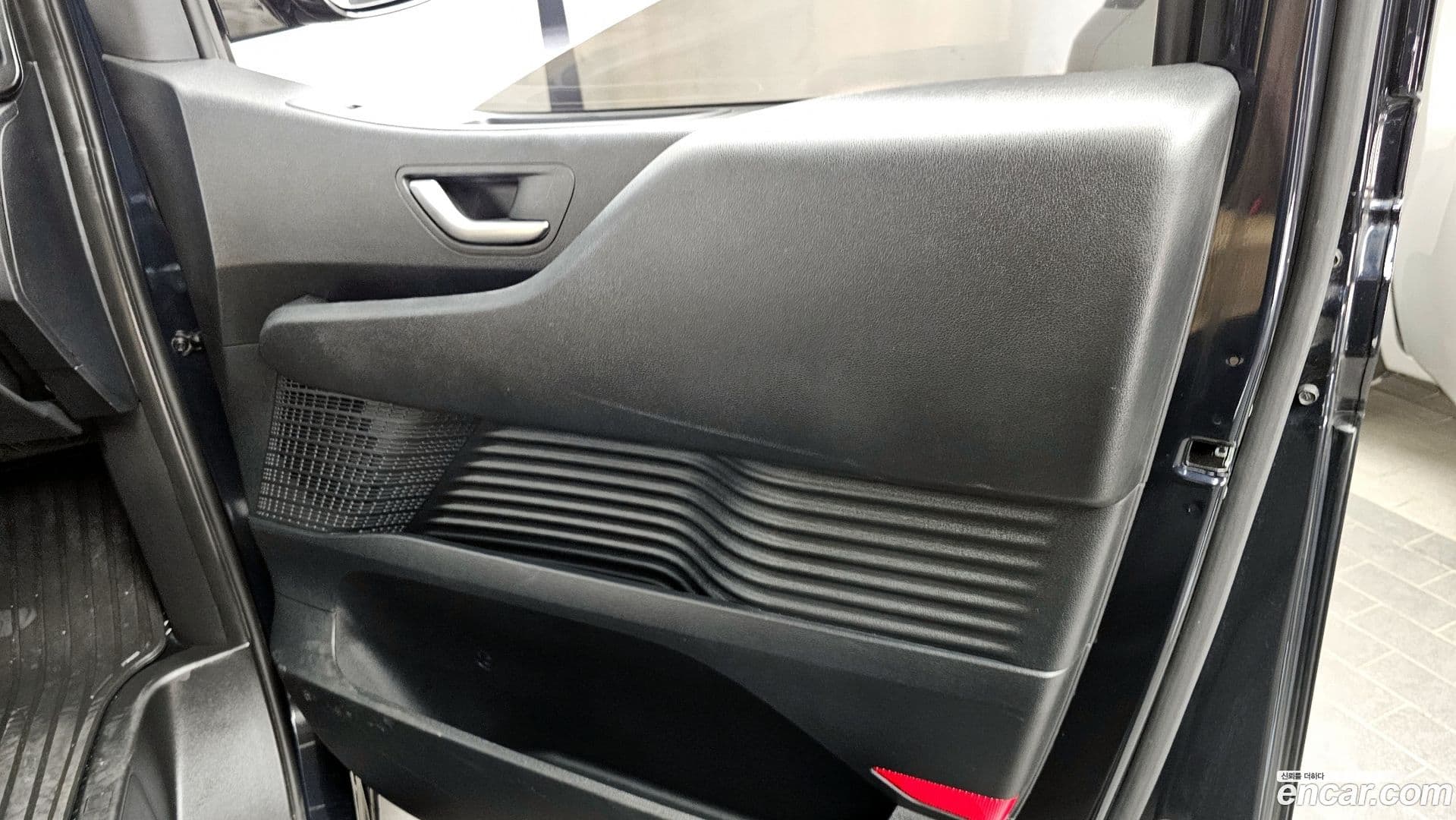 Main__Slider__Photo:Staria Hyundai 2022.0-24