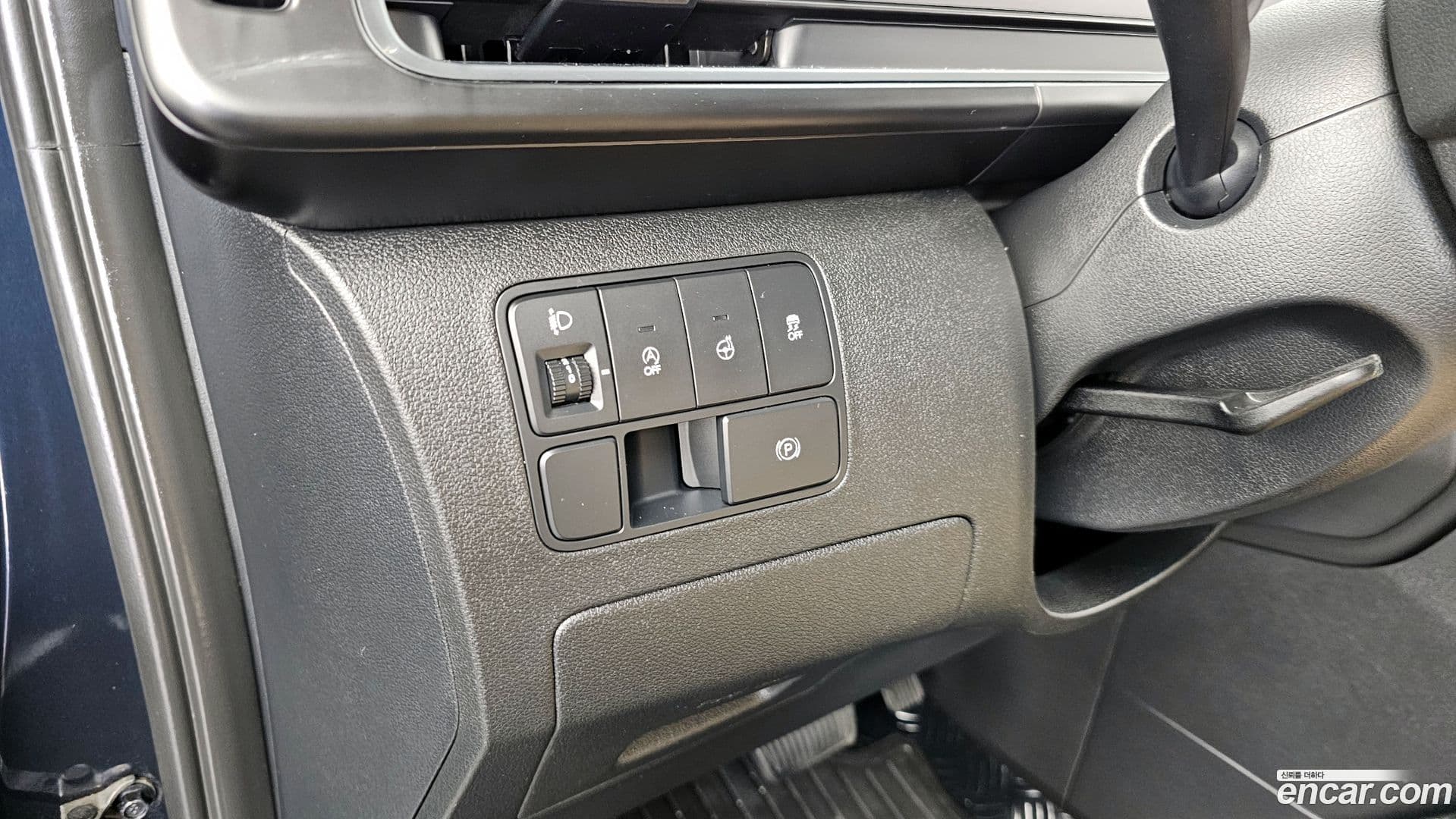 Main__Slider__Photo:Staria Hyundai 2022.0-27