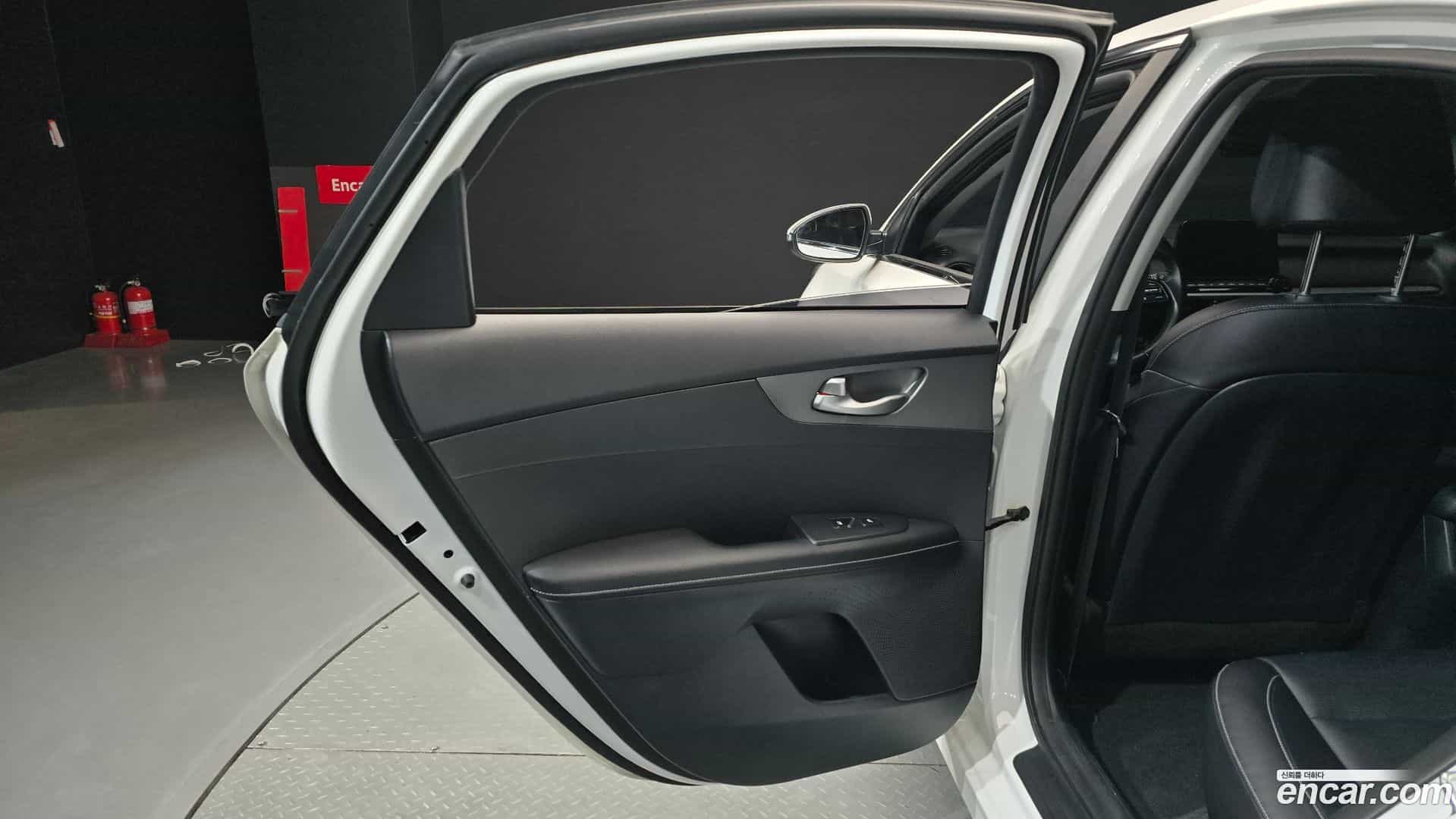 K3 Kia 2018.3-INNER-035