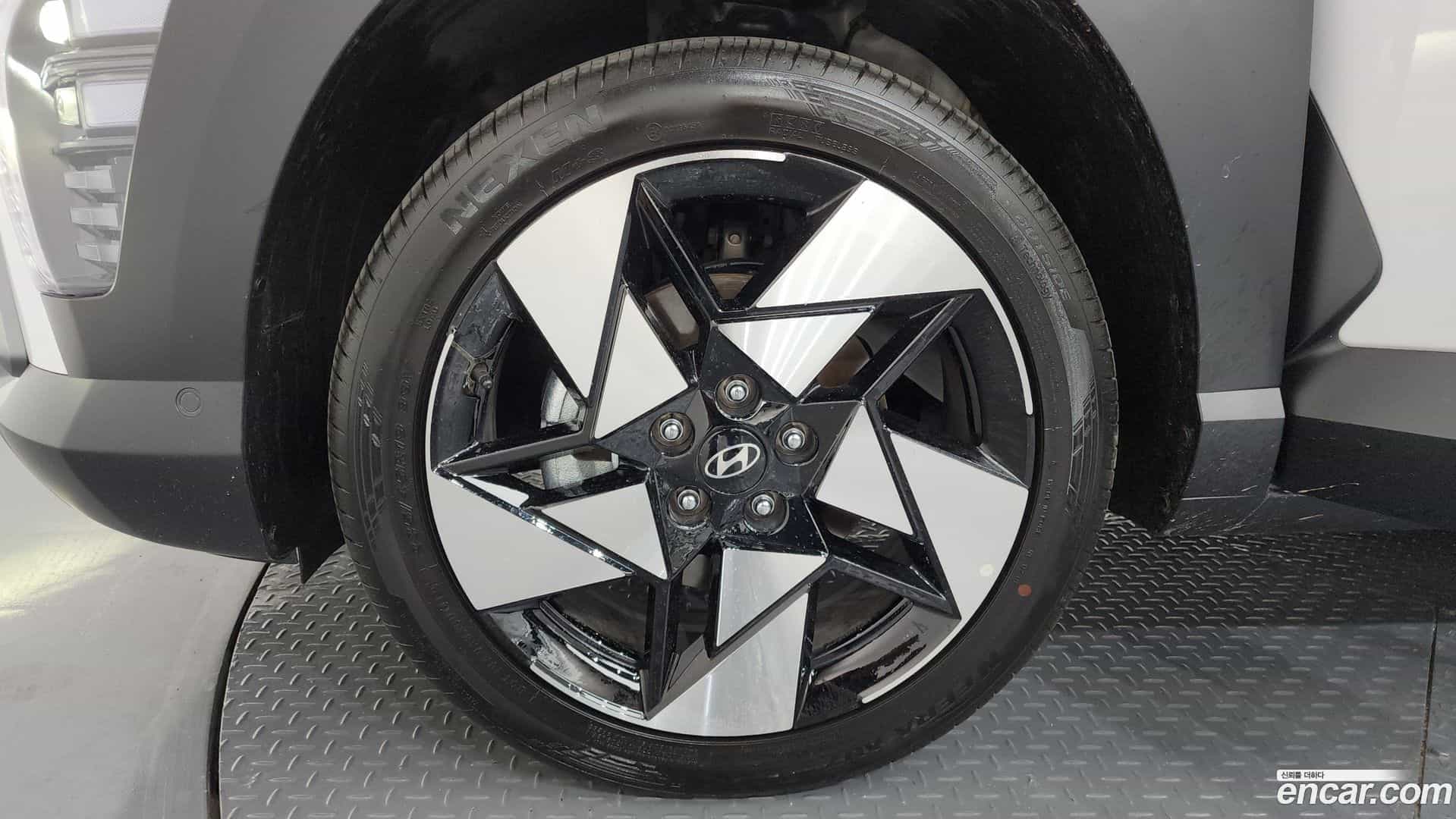 Kona Hyundai 2025.7-OUTER-005