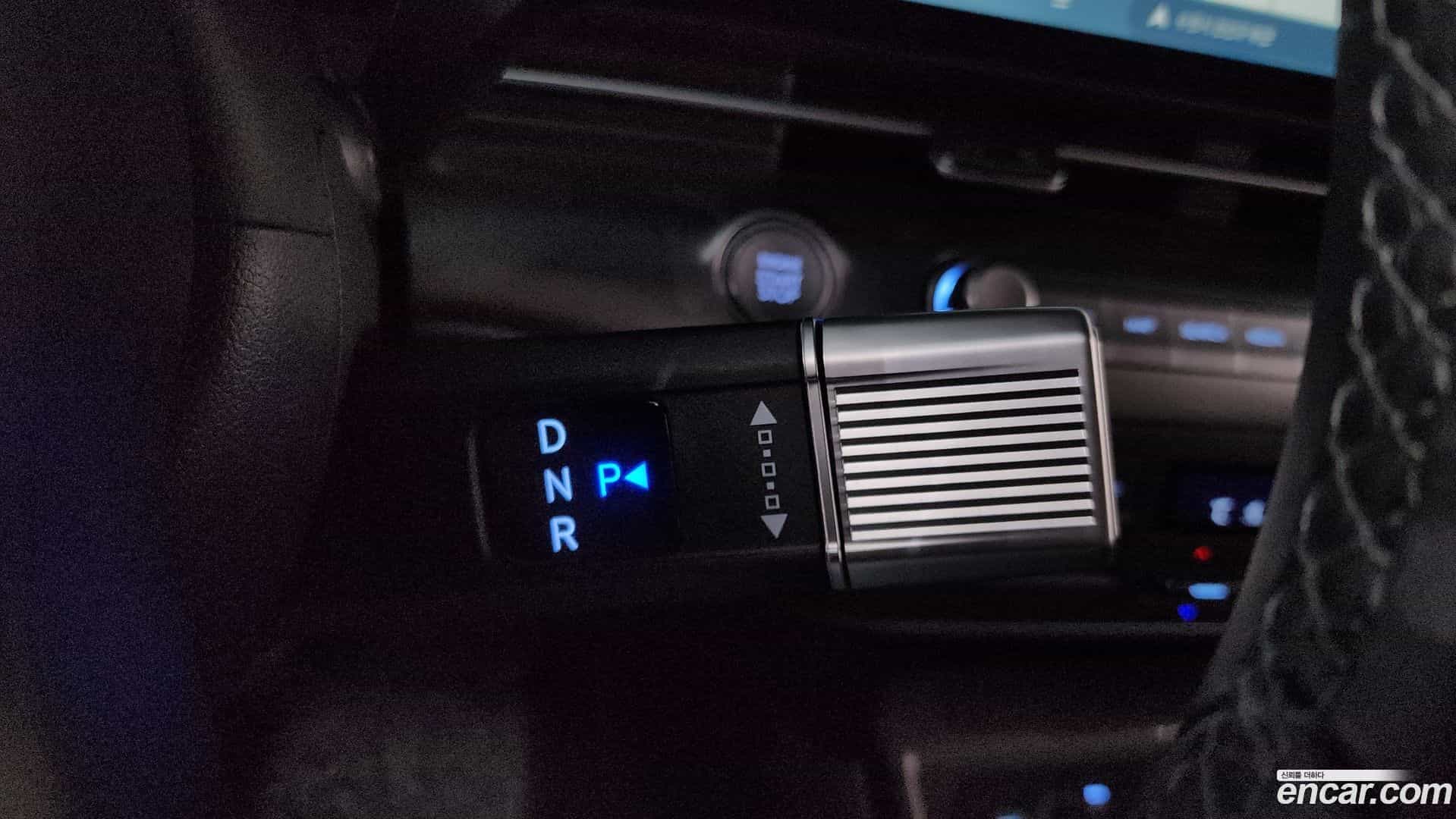 Kona Hyundai 2025.7-INNER-009