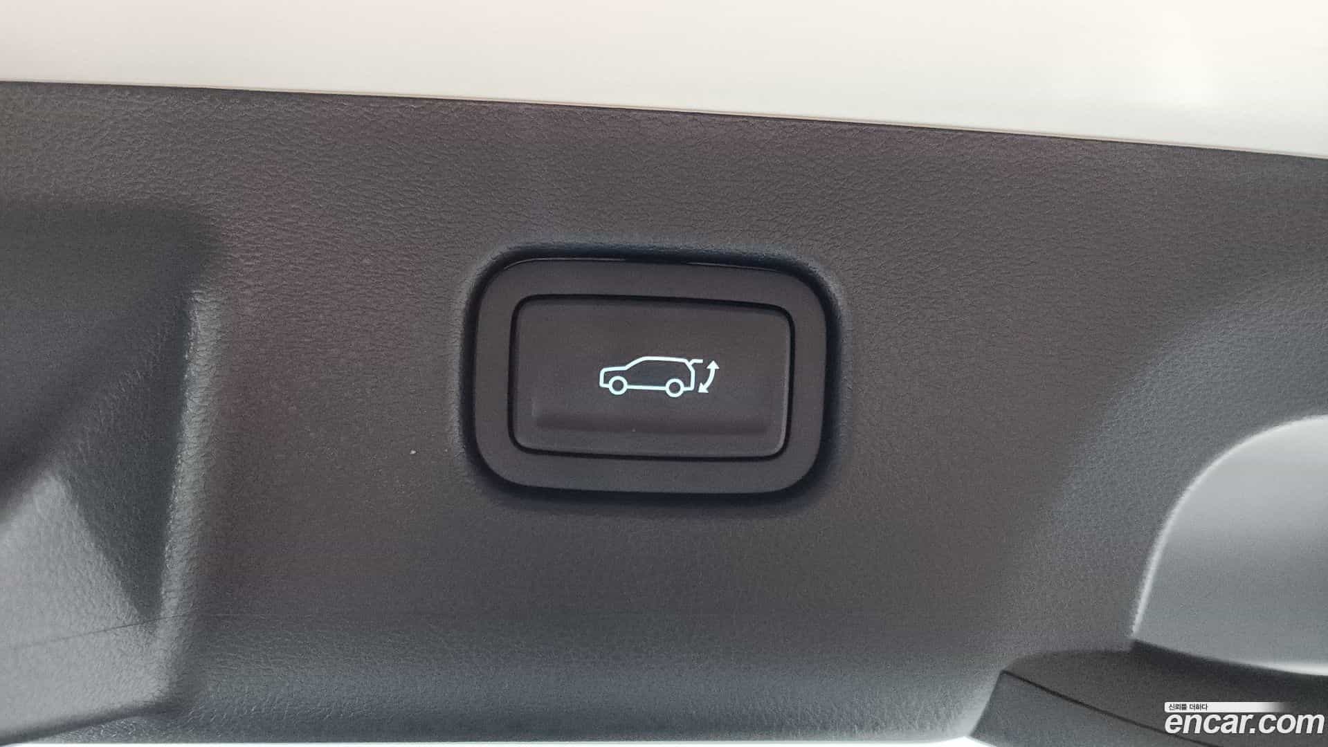 Kona Hyundai 2025.7-OPTION-040