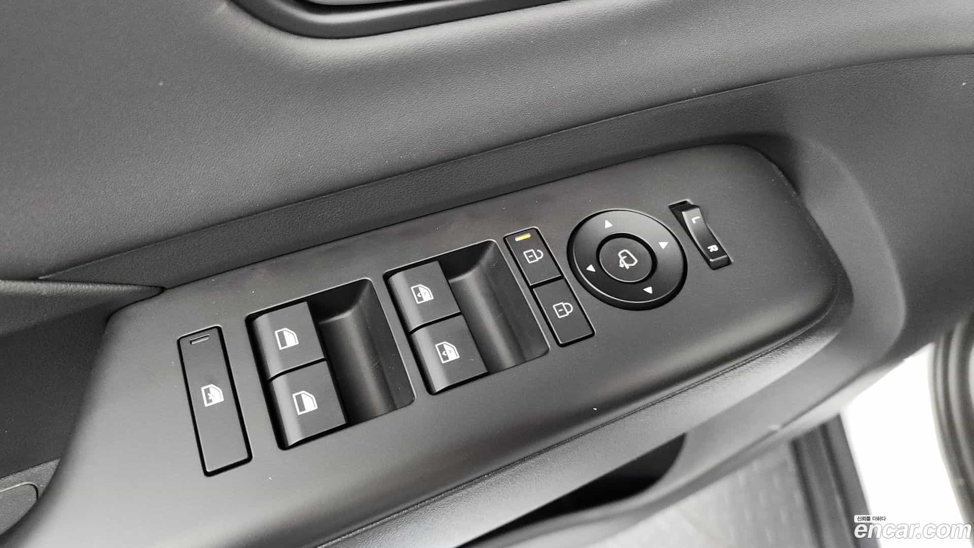 Kona Hyundai 2025.7-OPTION-050