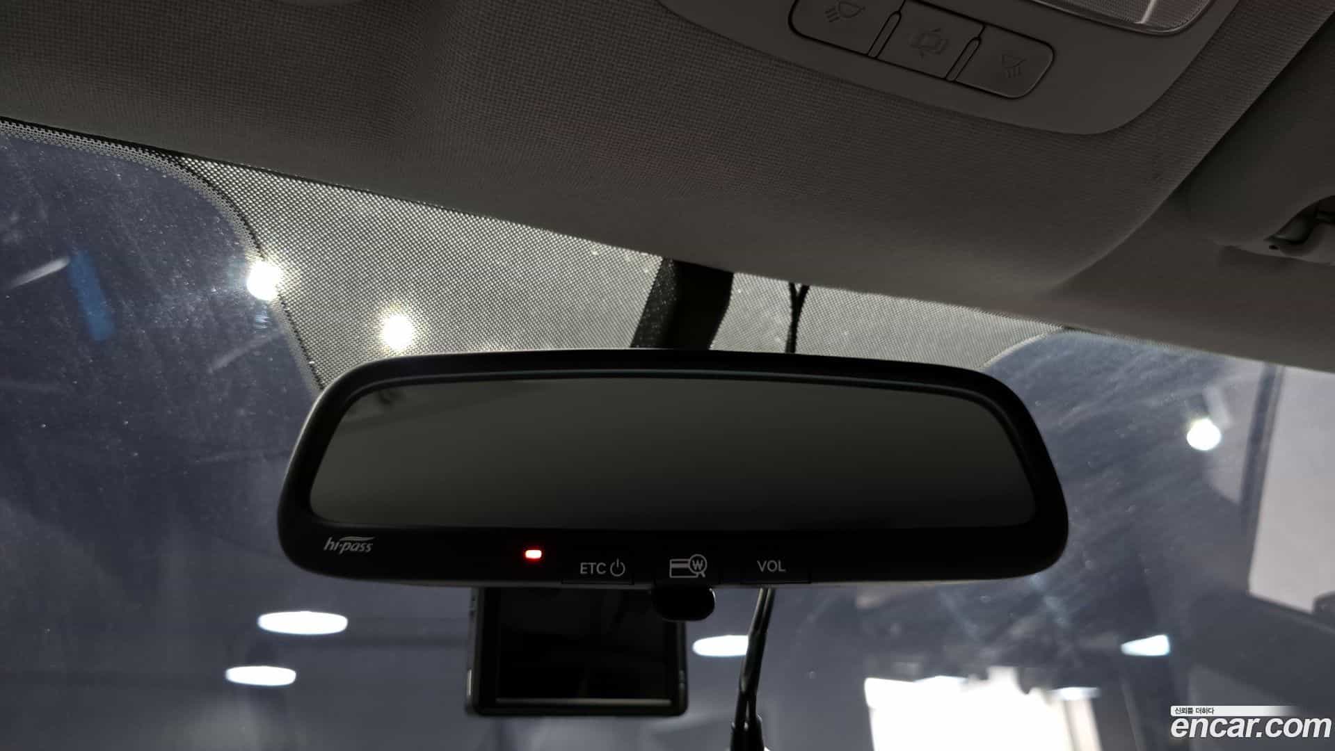 Starex Hyundai 2020.2-OPTION-020