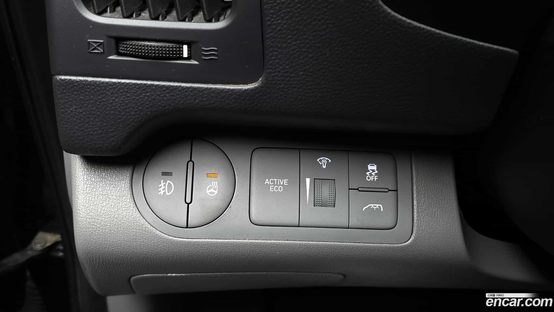 Starex Hyundai 2020.2-OPTION-023