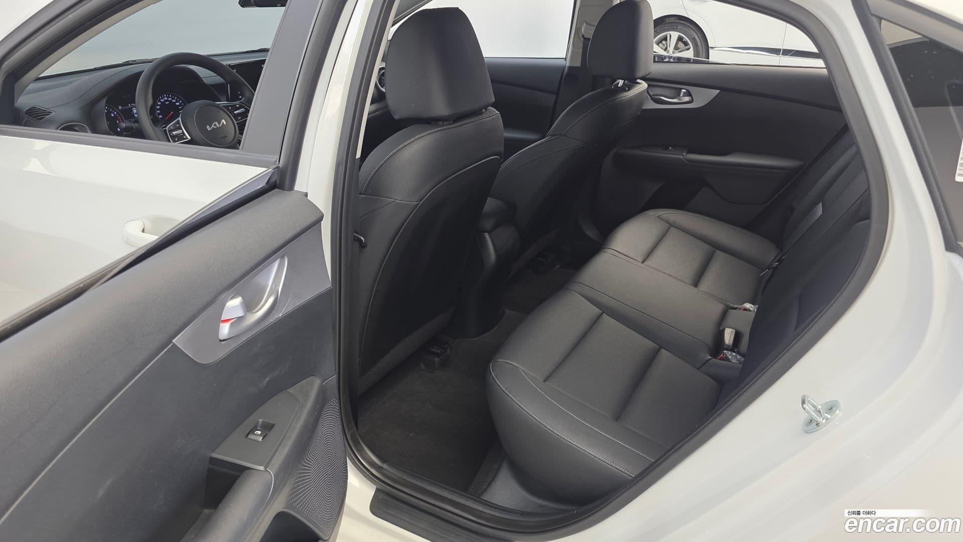 Main__Slider__Photo:K3 Kia 2022.3-10