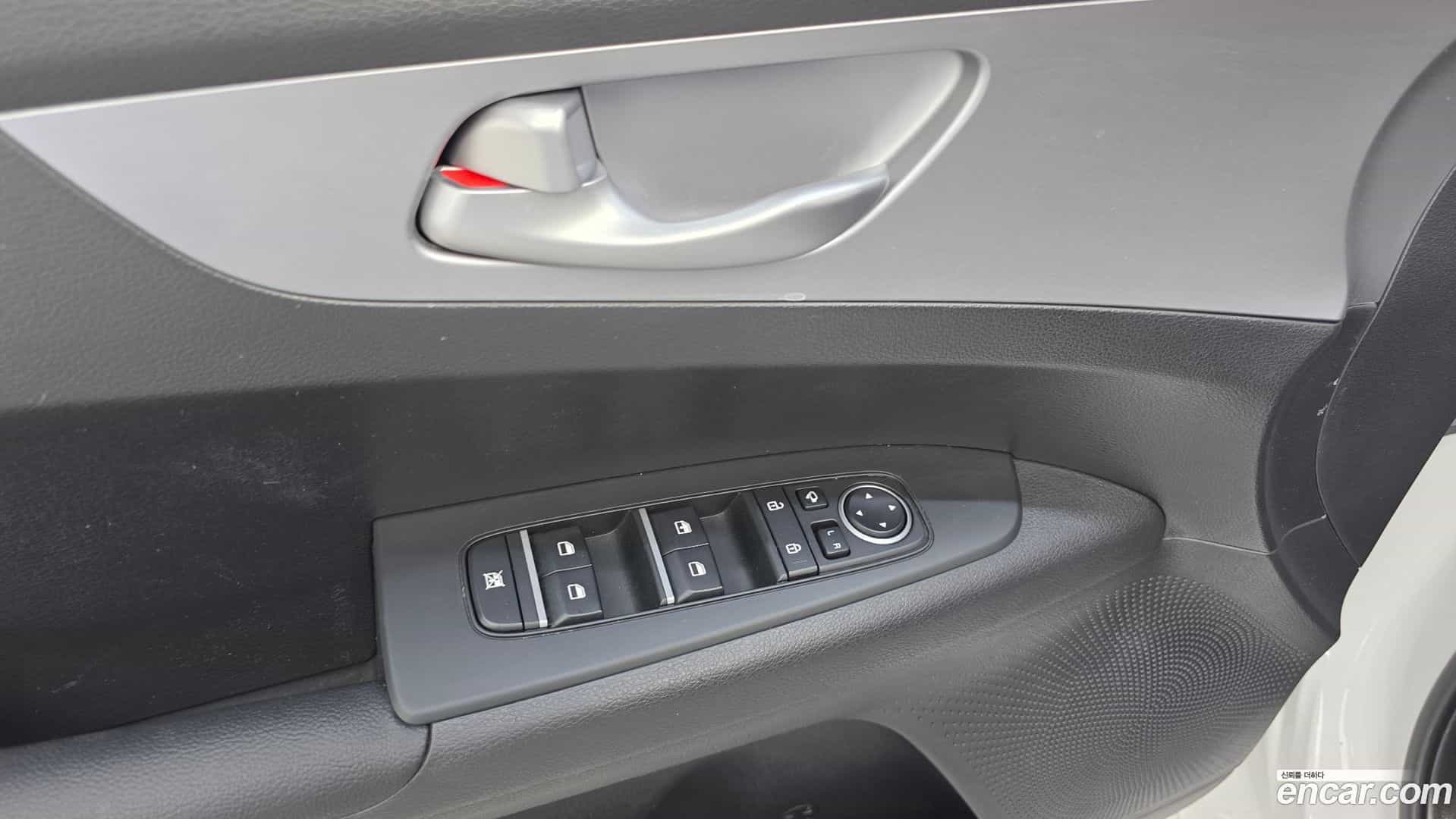 K3 Kia 2022.3-OPTION-040