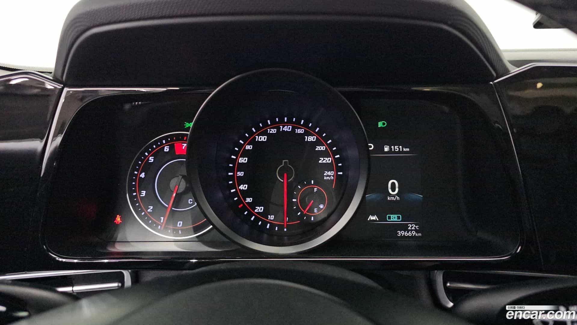 AVANTE Hyundai 2022.3-INNER-008