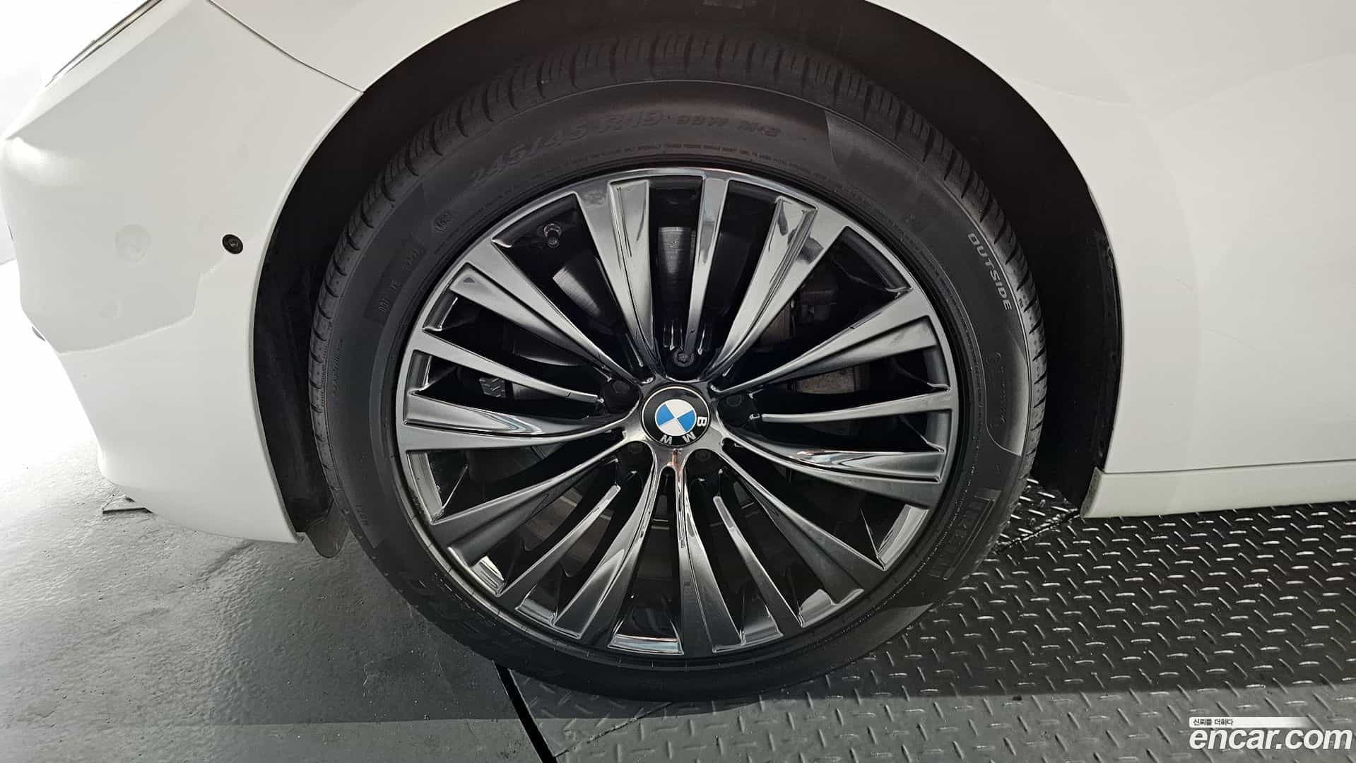 Gran Turismo BMW 2015.11-OUTER-005