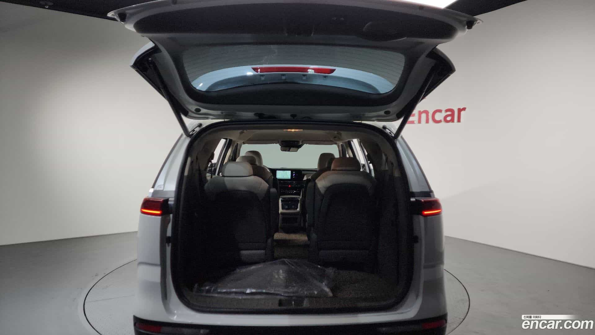 Canival Kia 2022.6-OPTION-021