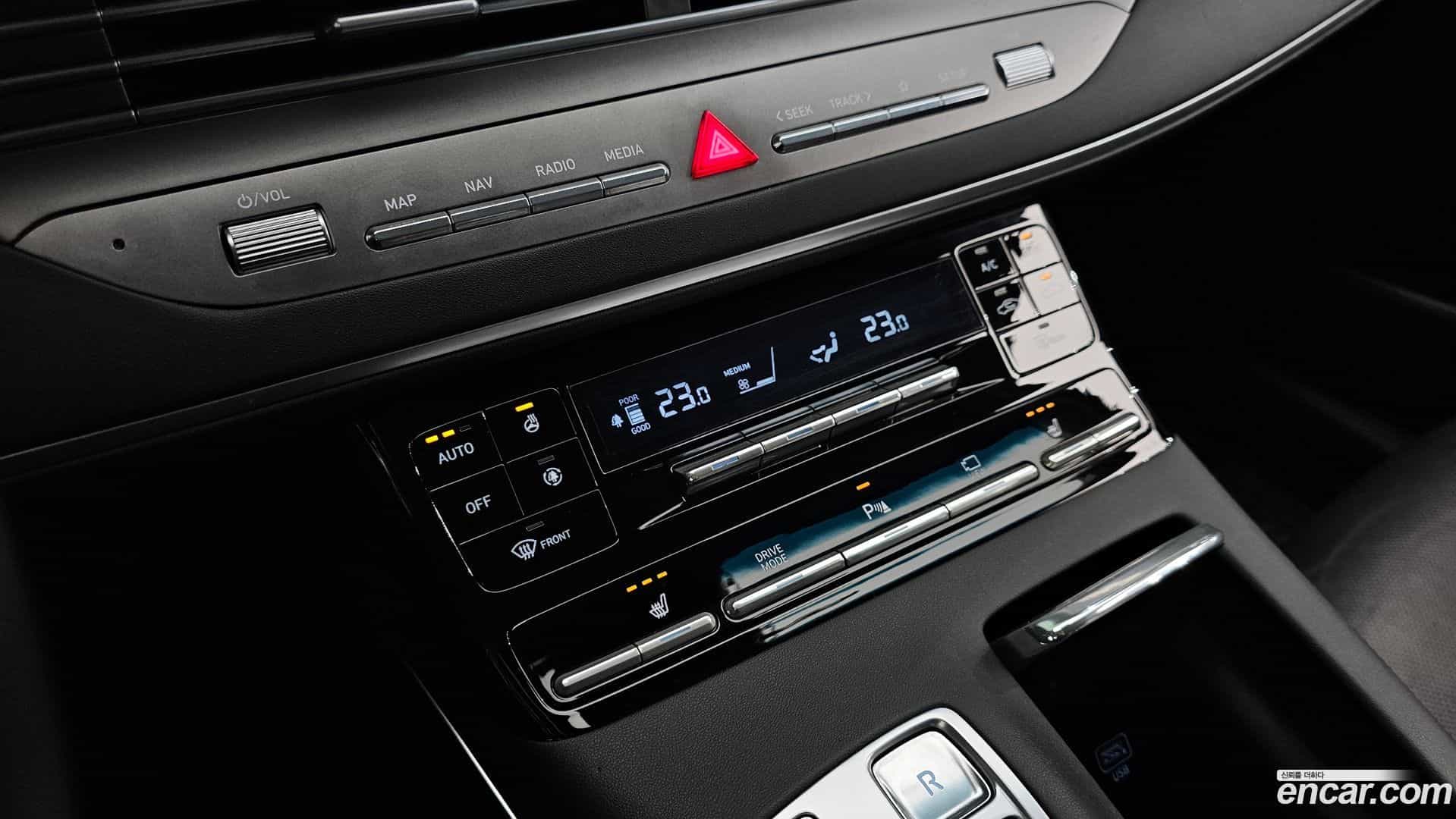 Grandeur Hyundai 2020.2-OPTION-042