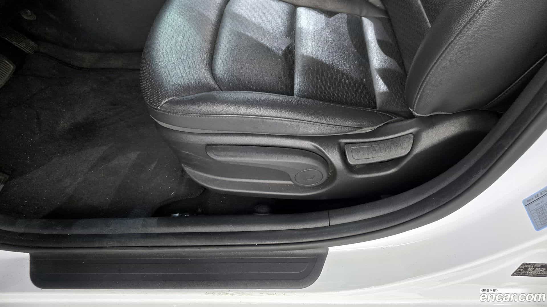 AVANTE Hyundai 2019.1-OPTION-041