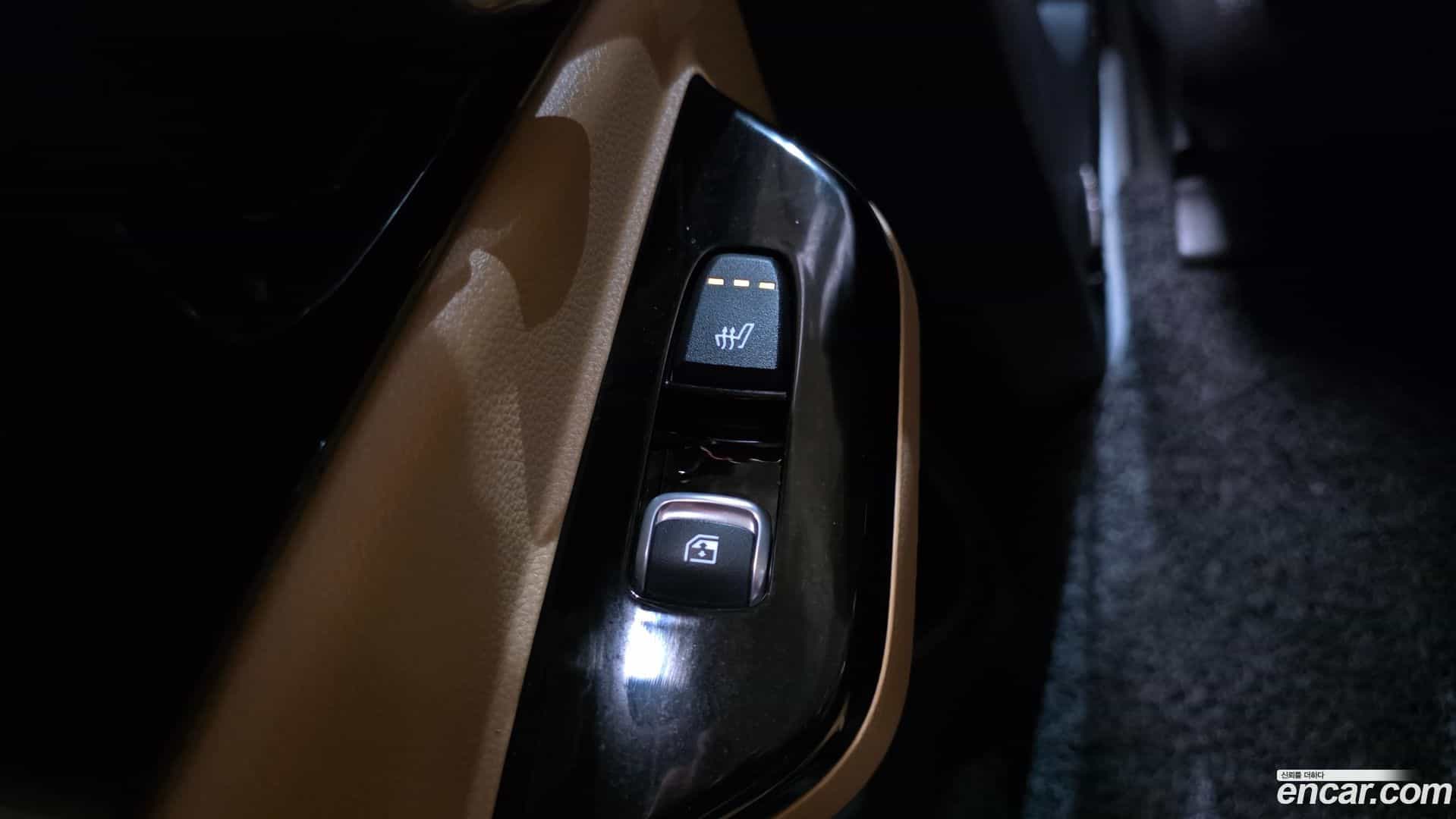 Canival Kia 2022.7-OPTION-024