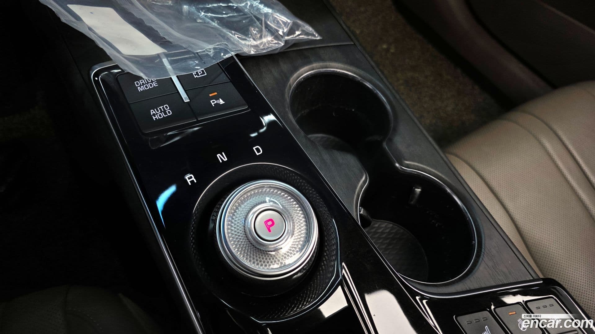Main__Slider__Photo:K8 Kia 2021.6-8
