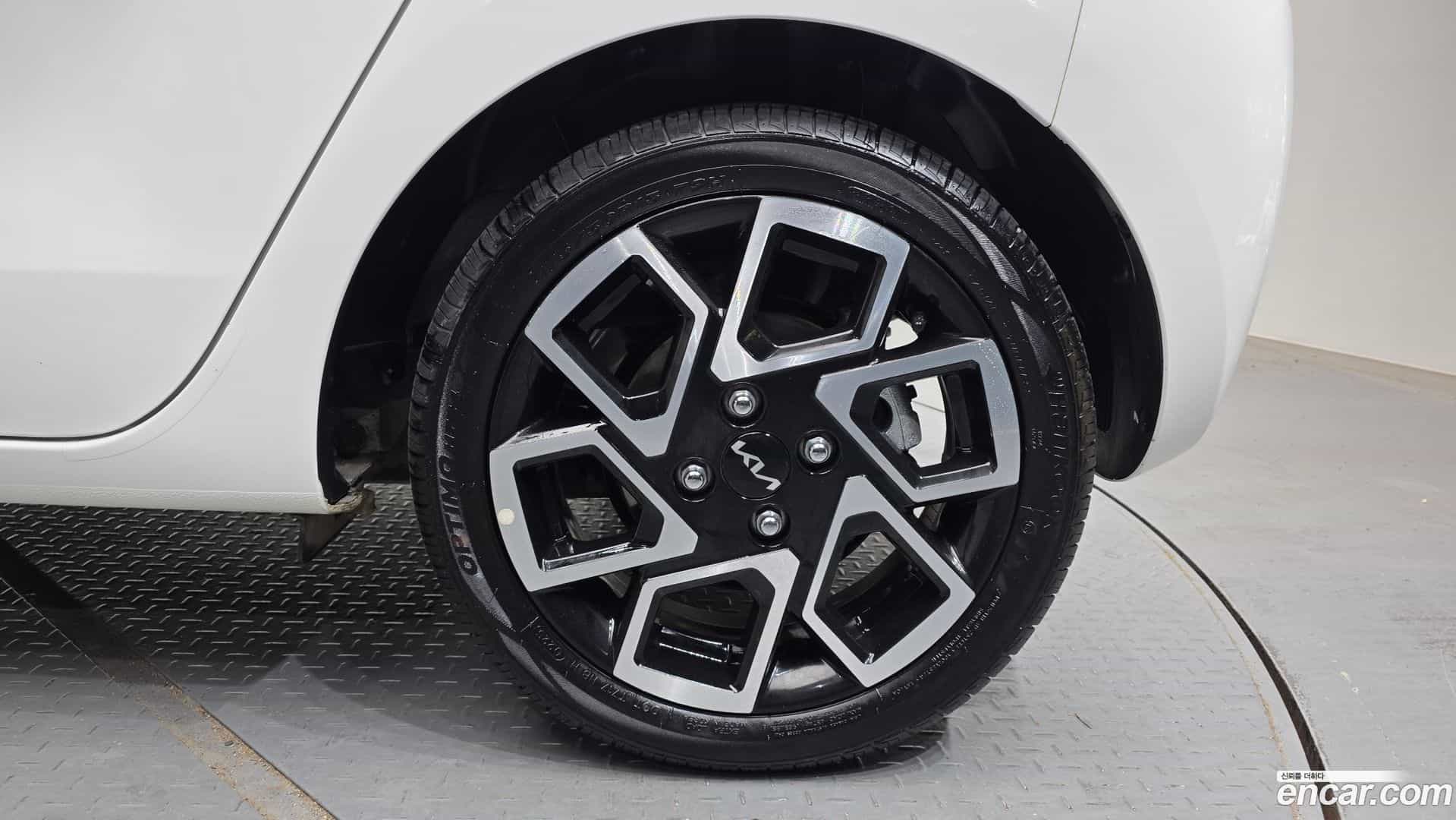 RAY Kia 2025.4-OUTER-031