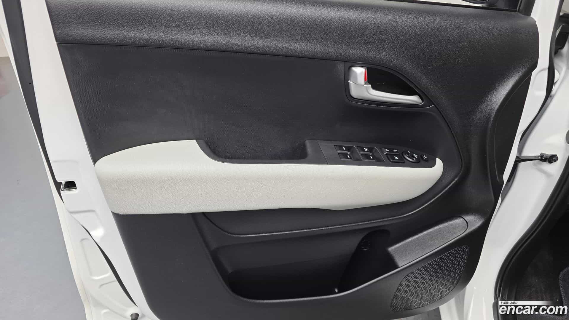 RAY Kia 2025.4-INNER-034