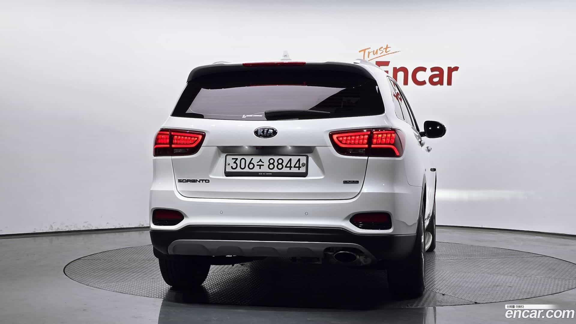 Sorento Kia 2019.11-OUTER-004