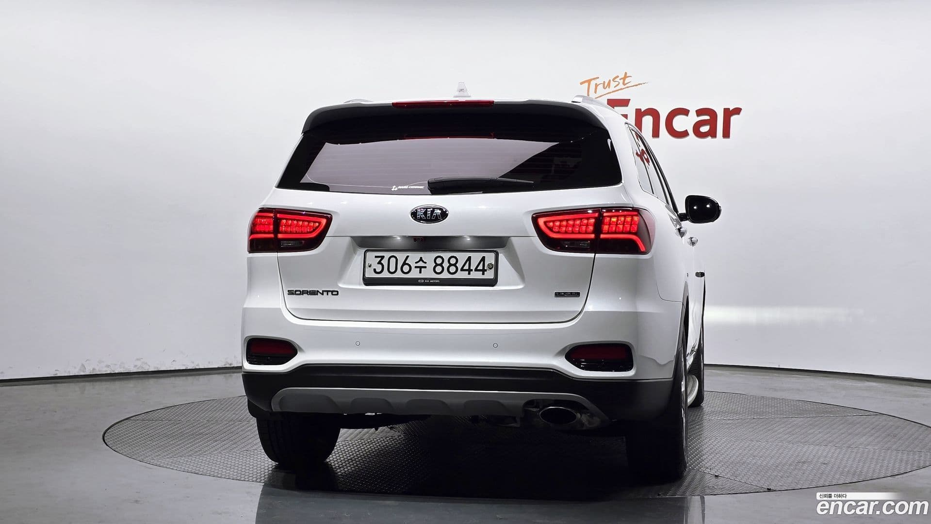 Main__Slider__Photo:Sorento Kia 2019.11-3