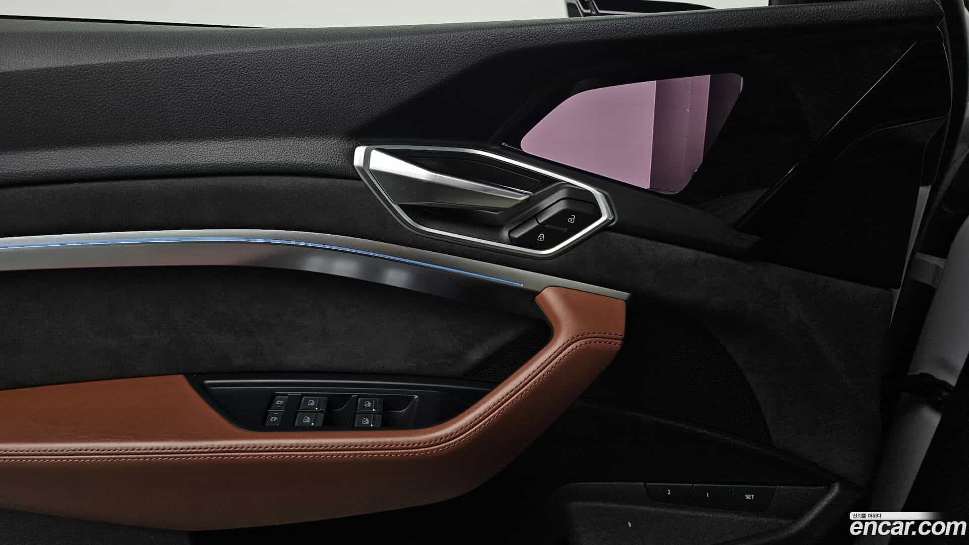 e-tron Audi 2021.9-OPTION-042
