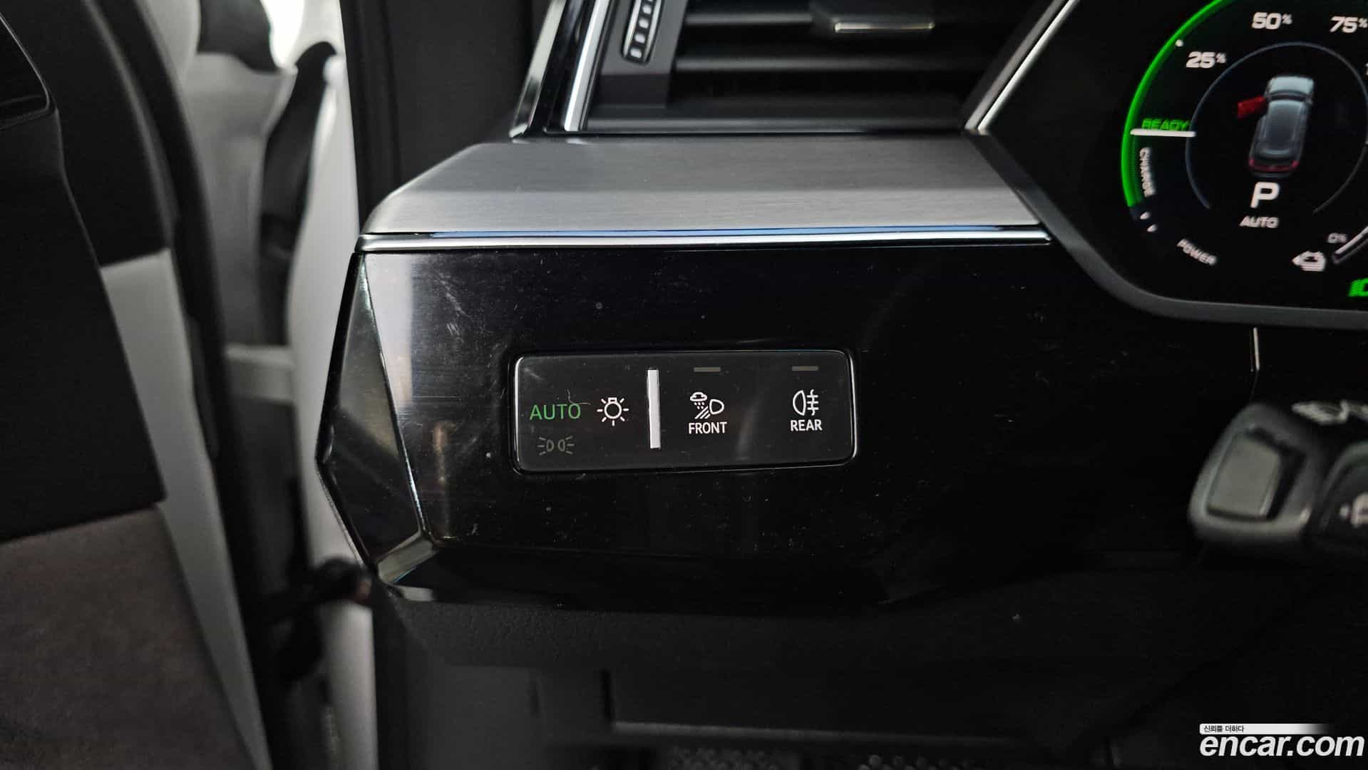 e-tron Audi 2021.9-OPTION-043