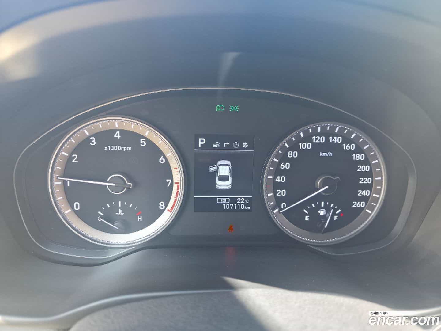Grandeur Hyundai 2018.8-INNER-008