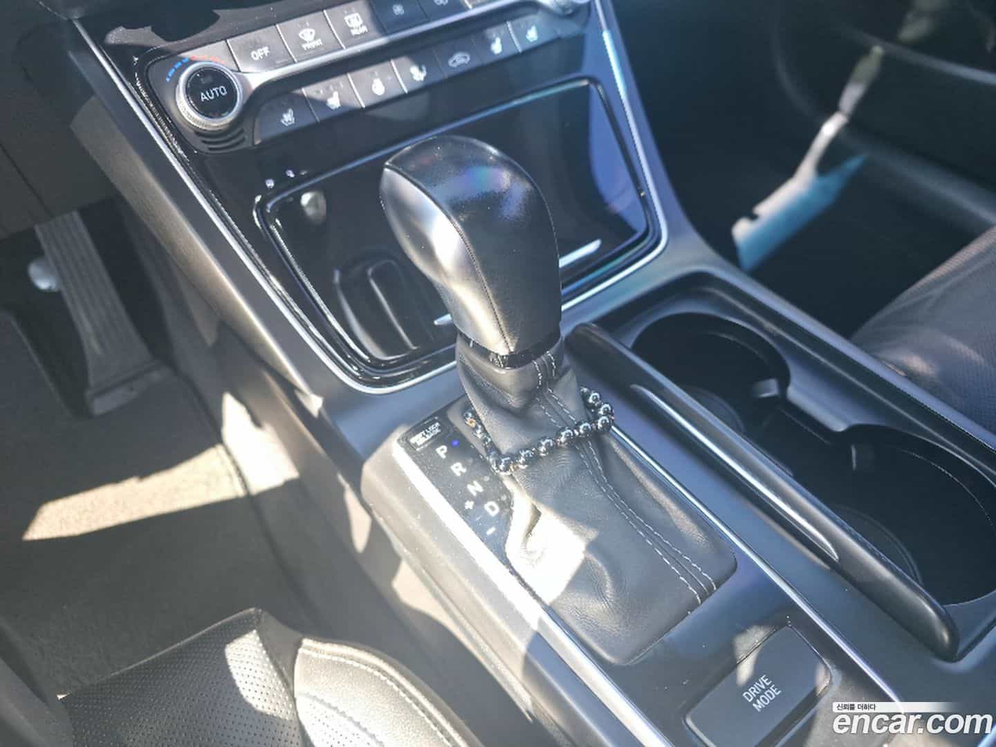 Grandeur Hyundai 2018.8-INNER-009